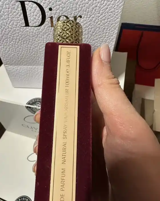 Ayollar duxisi Ameerat Al Arab, 100 ml