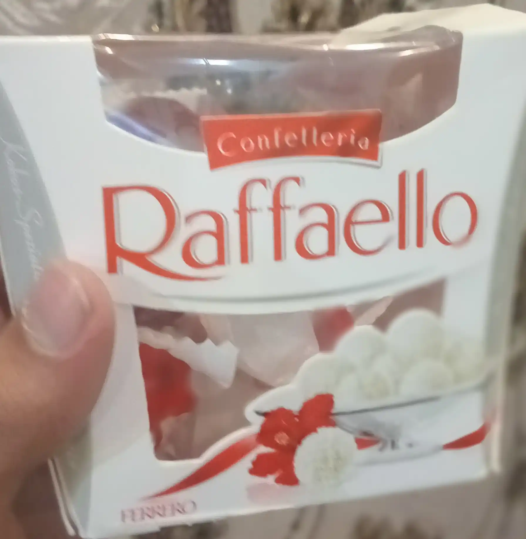 Raffaello: конфеты с миндалем, 150 гр