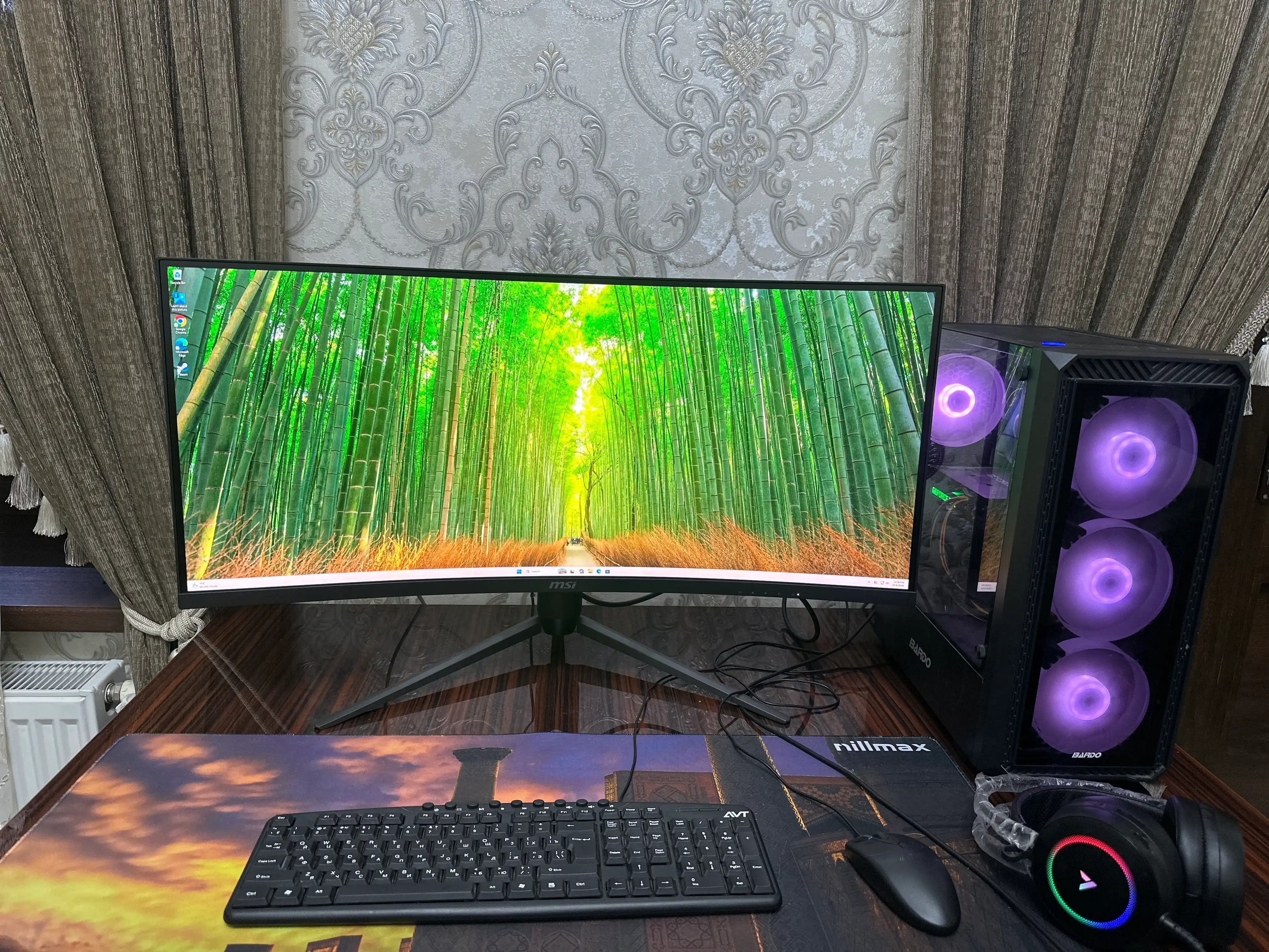 Игровой монитор MSI MAG 342CQRF E20 34" Дюймов Curved 200Hz Gaming Monitor