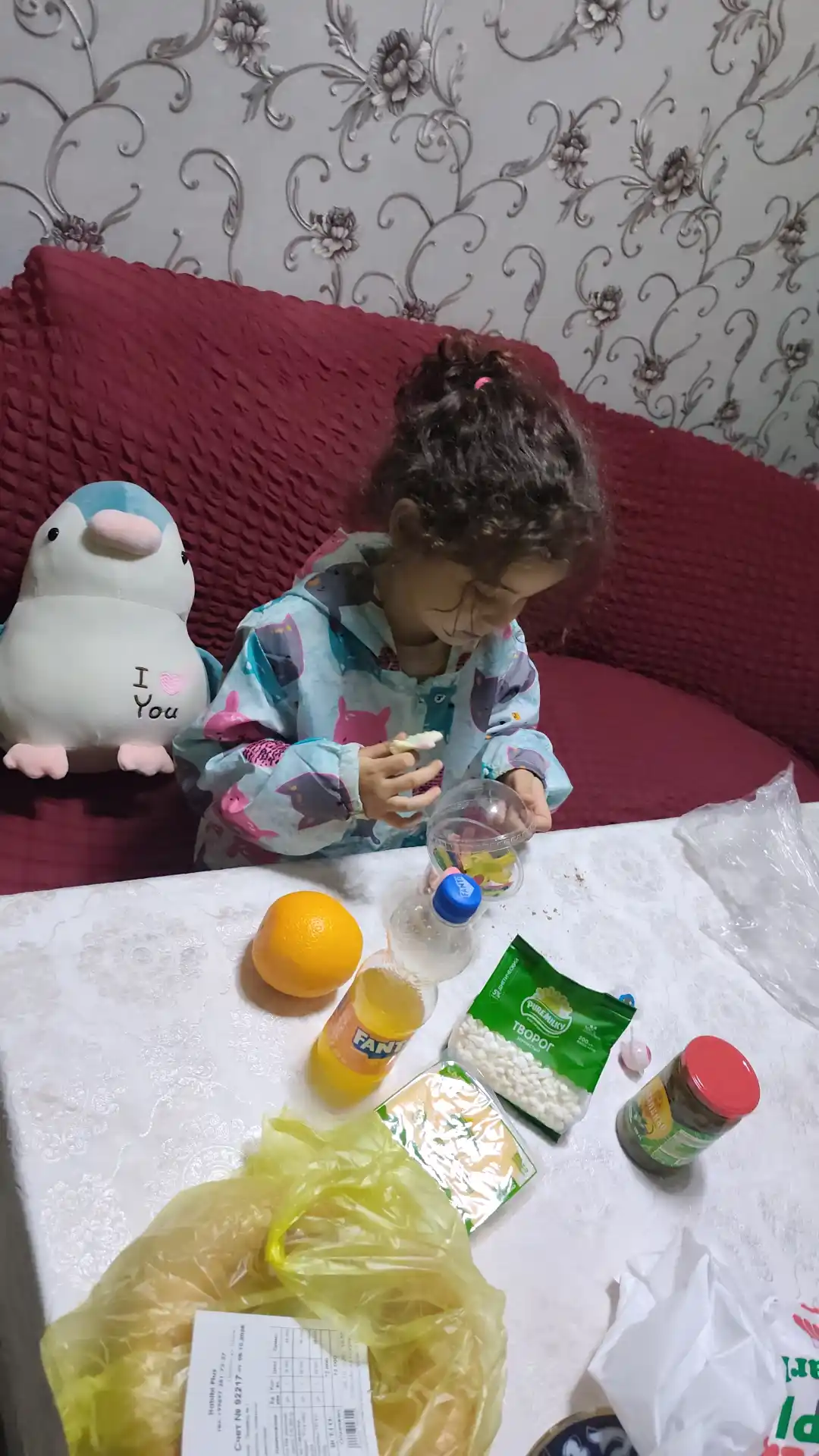 Детская ветровка с капюшоном