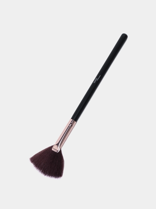 Haylayter va bronzer uchun yelpig‘ich cho‘tka, sun’iy tuk, 19 sm