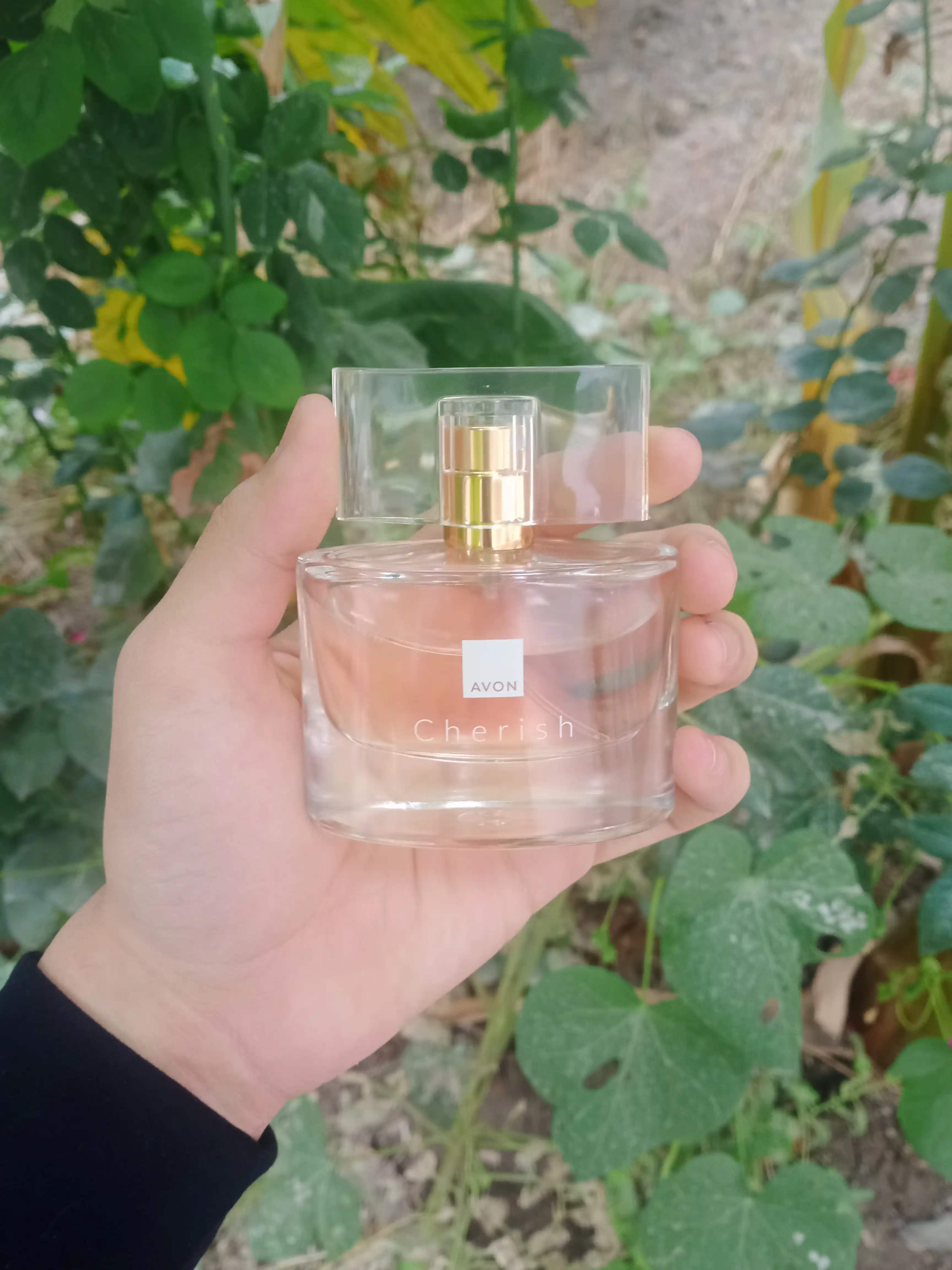 Ayollar uchun parfyumlangan suv Avon Cherish, 45 ml