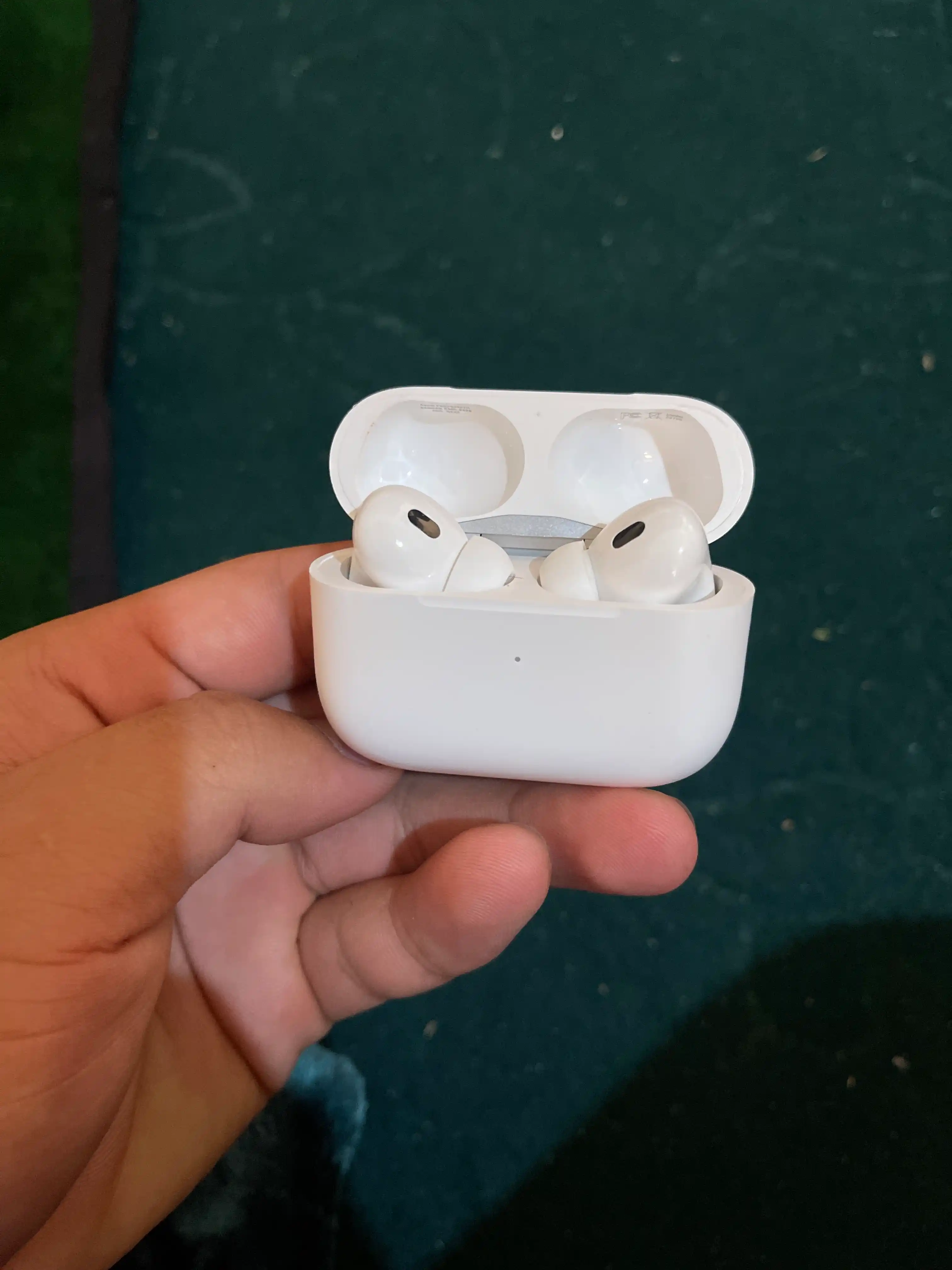 Simsiz quloqchinlar Pods Pro 2 ANC bluetooth naushnik Shovqinni kamaytirish funksiyasi bor