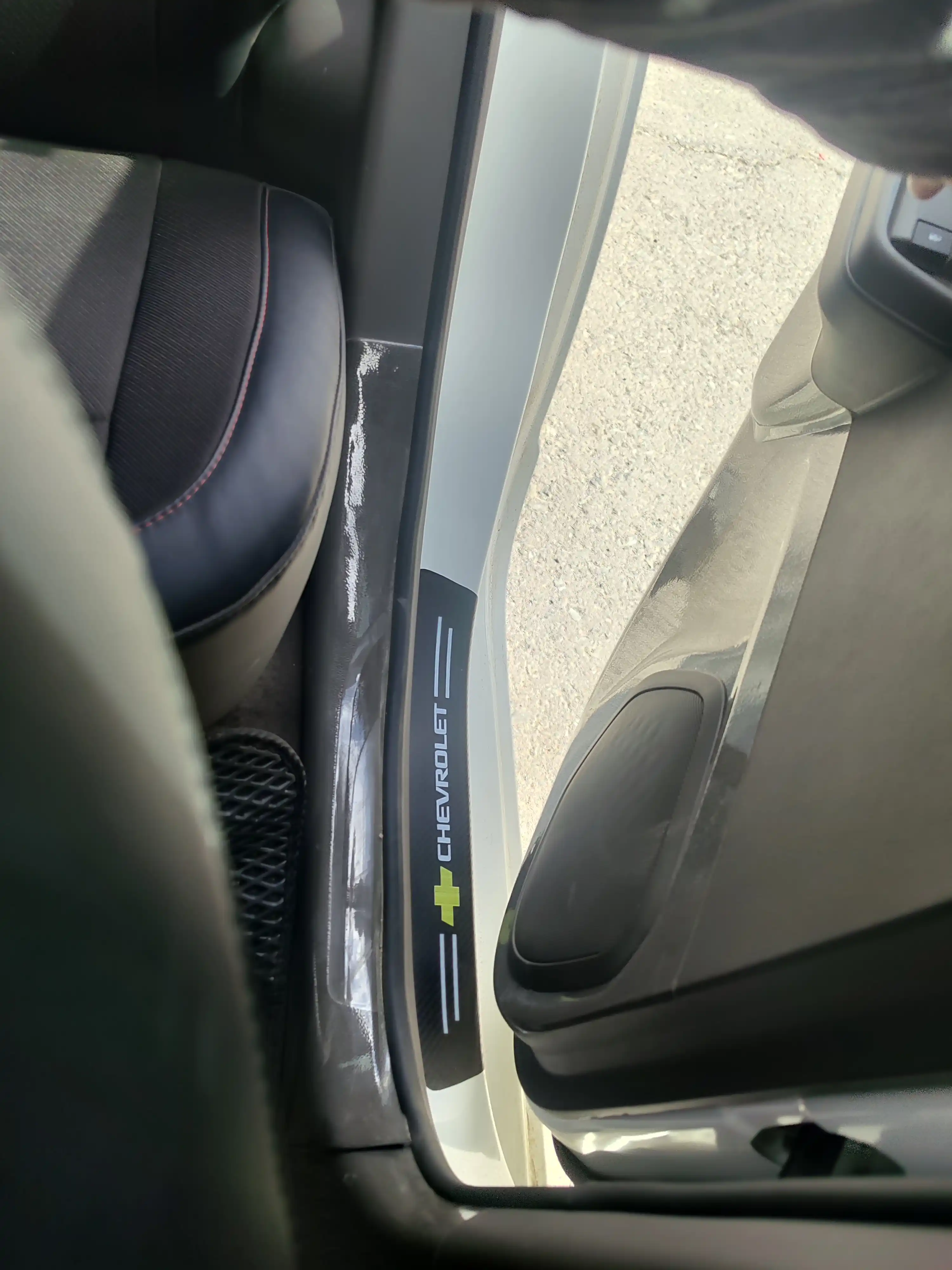 Avto poroglari uchun karbon qoplamalar, Chevrolet himoya nakleykalari, 4 dona