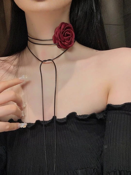 Levelara ayollar uchun chokerlar zamonaviy va nafis dizayn