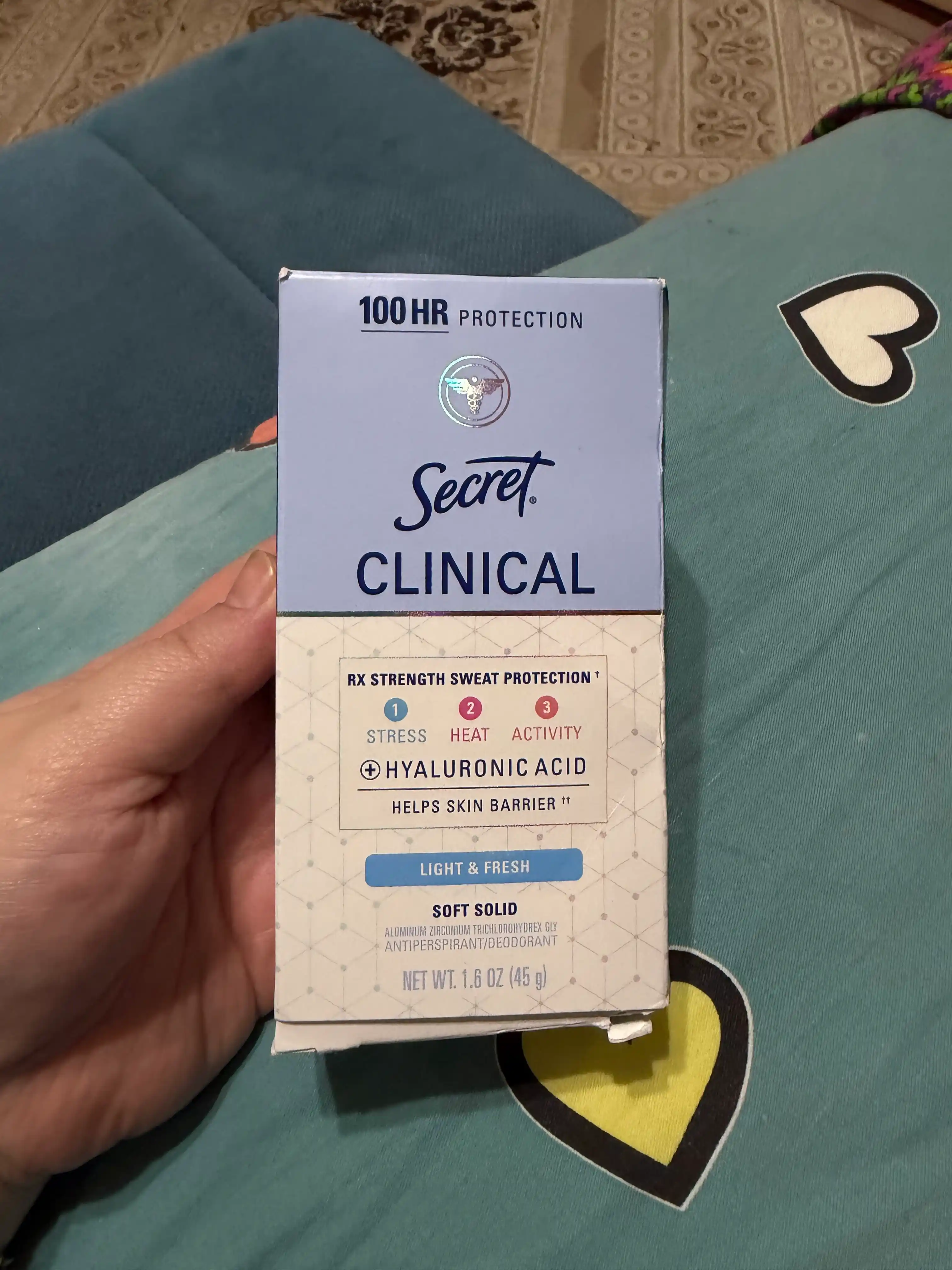 Aнтиперспирант Secret Clinical Light & Fresh, кремовый, 45 г