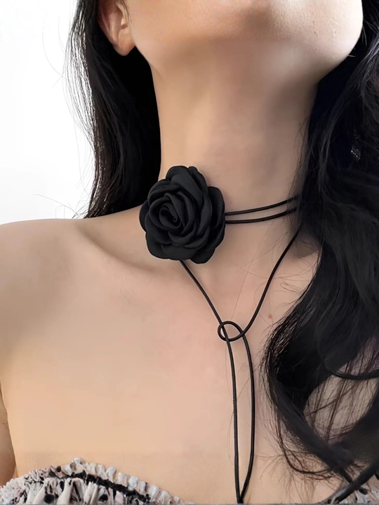 Levelara ayollar uchun chokerlar zamonaviy va nafis dizayn