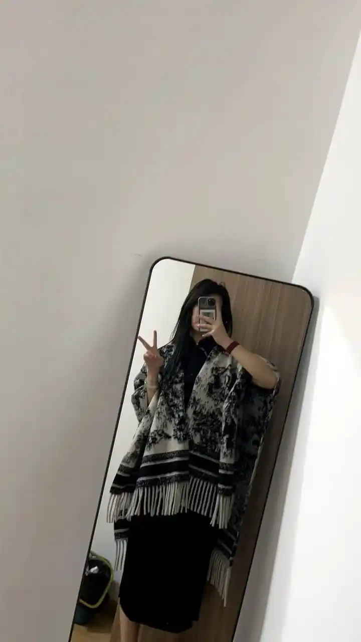 Ayollar uchun eko-kashmir poncho, sochli issiq ayollar yopinchig‘i, 48-54 rangli kardigan