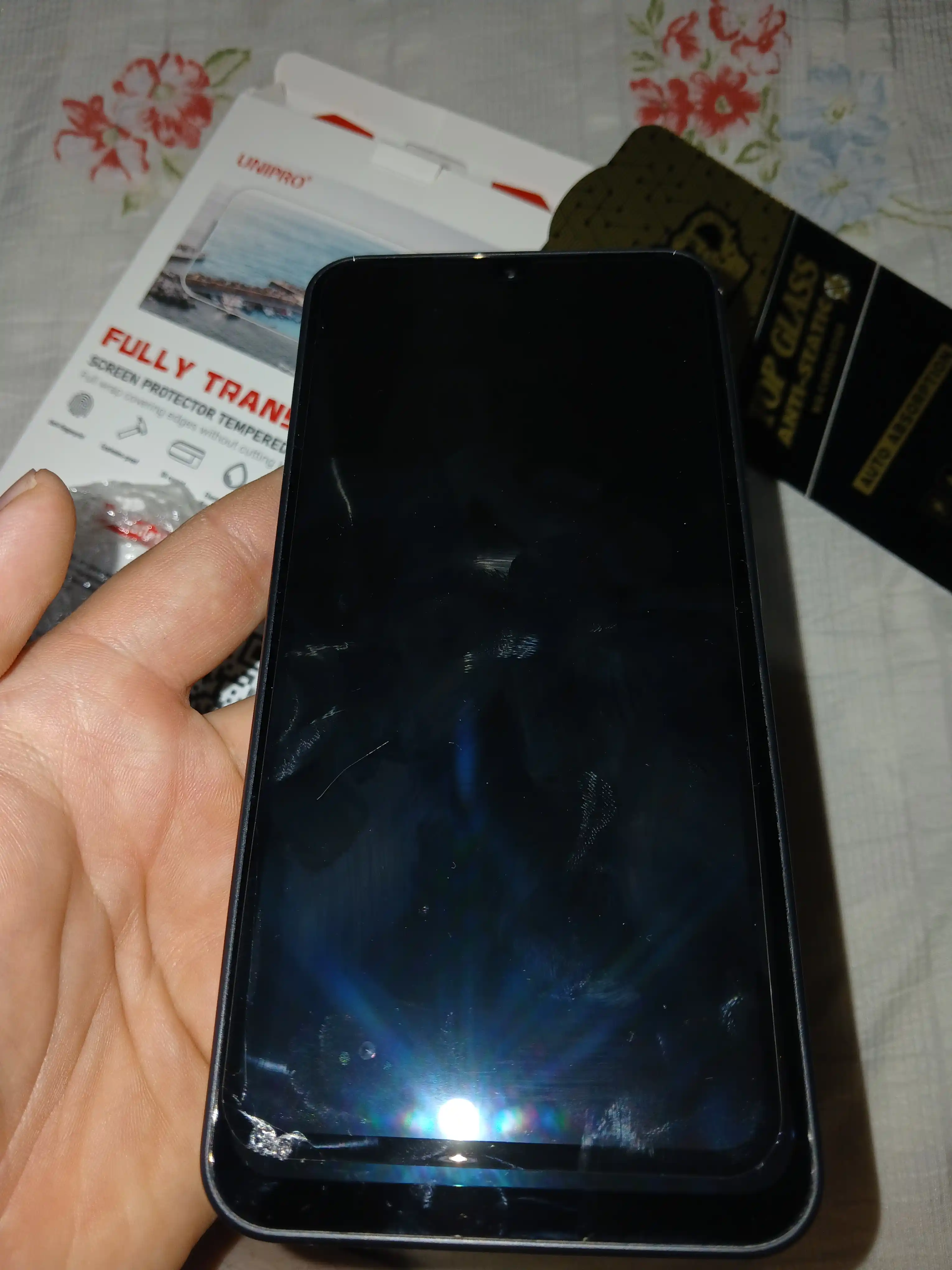 Защитное стекло для смартфонов Samsung A10, A50, A56, A55, A36, A16, A17, A07, A26