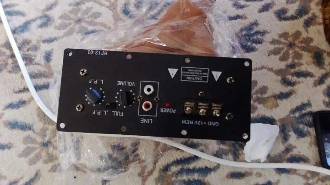 S100 12V 300Vt avtomobil kuchaytirgich platasi, bass sabvufer uchun