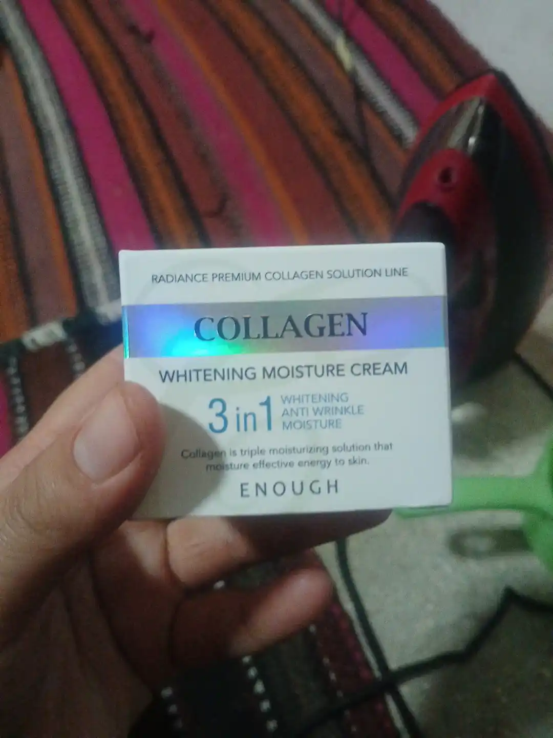 Kollagenli oqartiruvchi, namlantiruvch, ajinlarga qarshi va yoshartiruvchi yuz krem, 50 ml