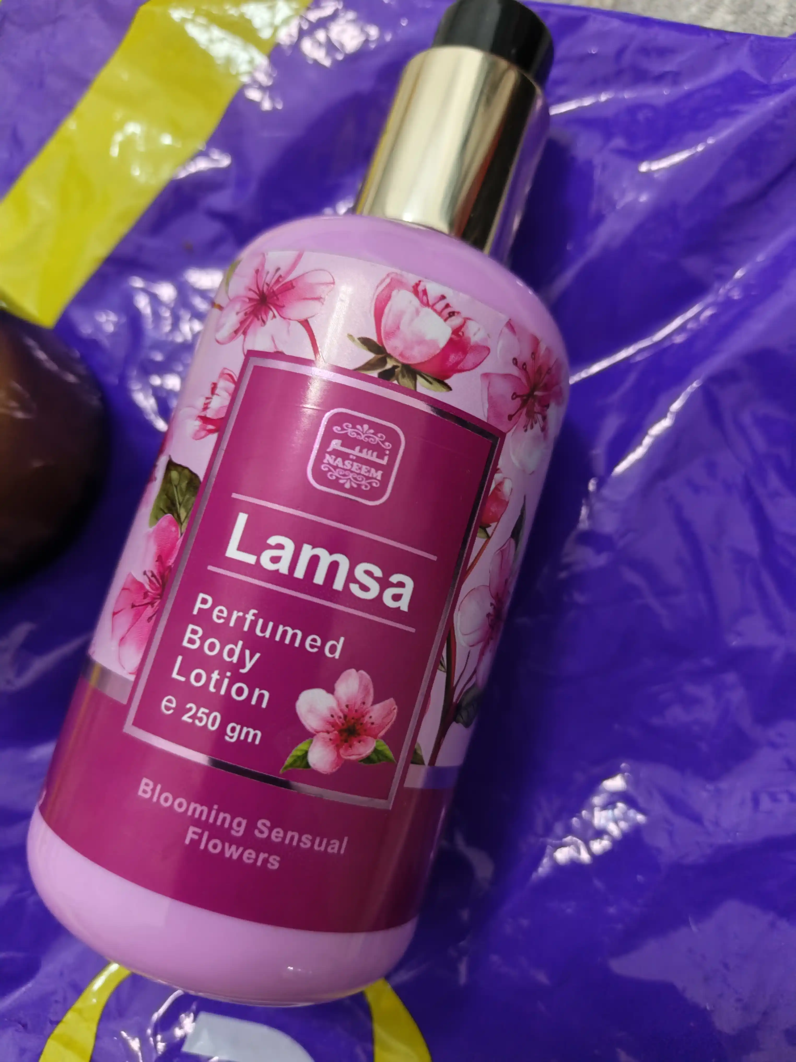 Парфюмированный лосьон для тела, Lamsa Body lotion, 250 мл