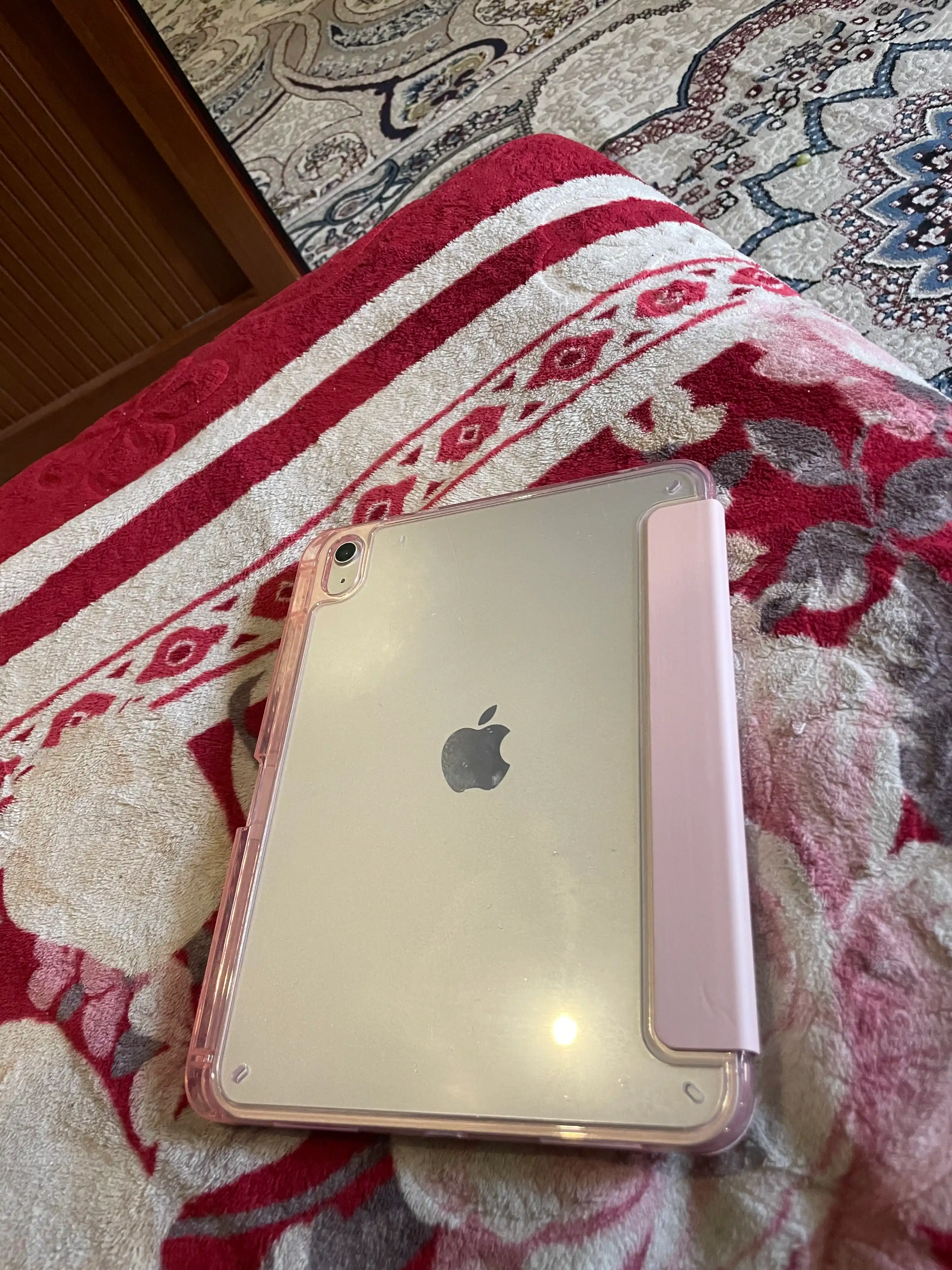 SmartCover Pro iPad uchun taglik funksiyali magnitli g'ilof