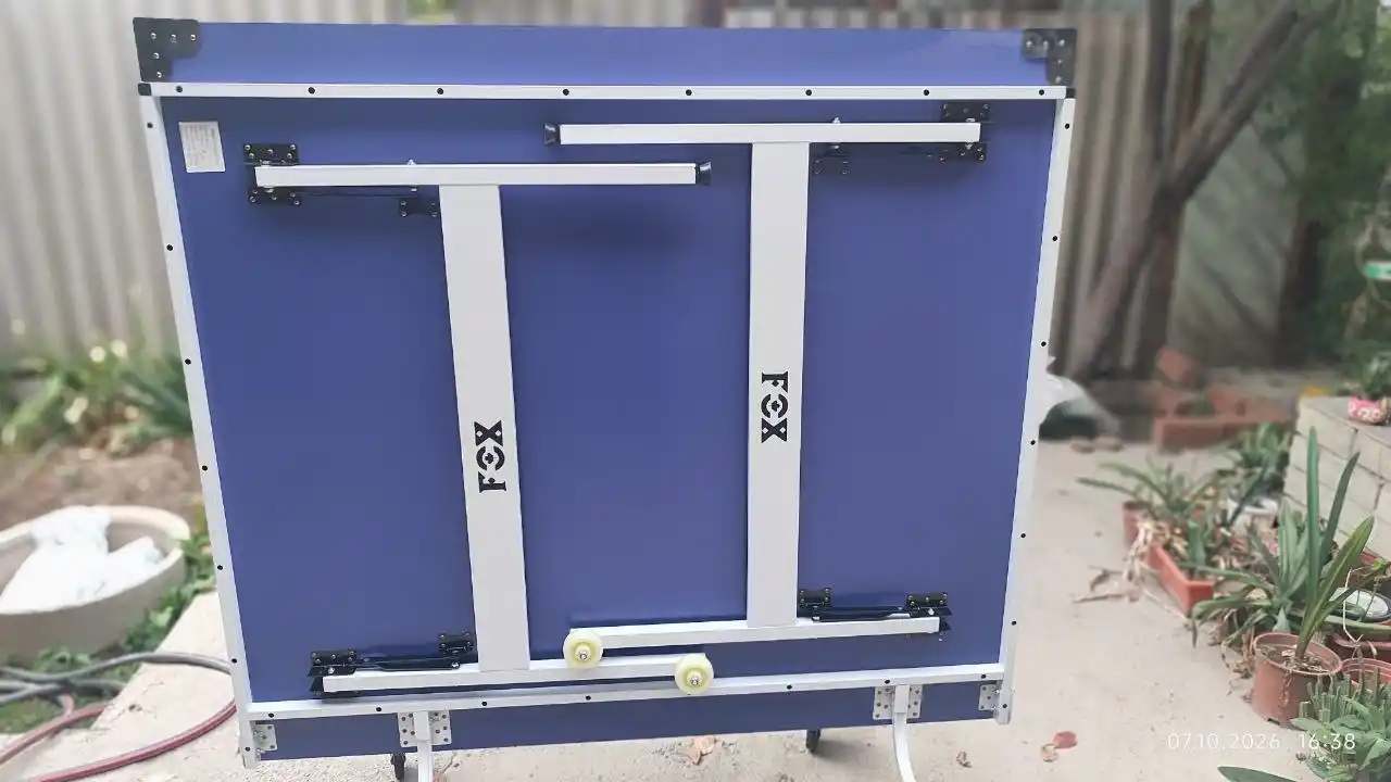 Stol tennisi Stol o'lchami: 274 x 152.5 x 76 sm MDF Stol og'irligi: 68 kg