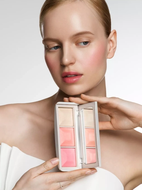 SHIK Studio Палетка запеченных продуктов для лица 04