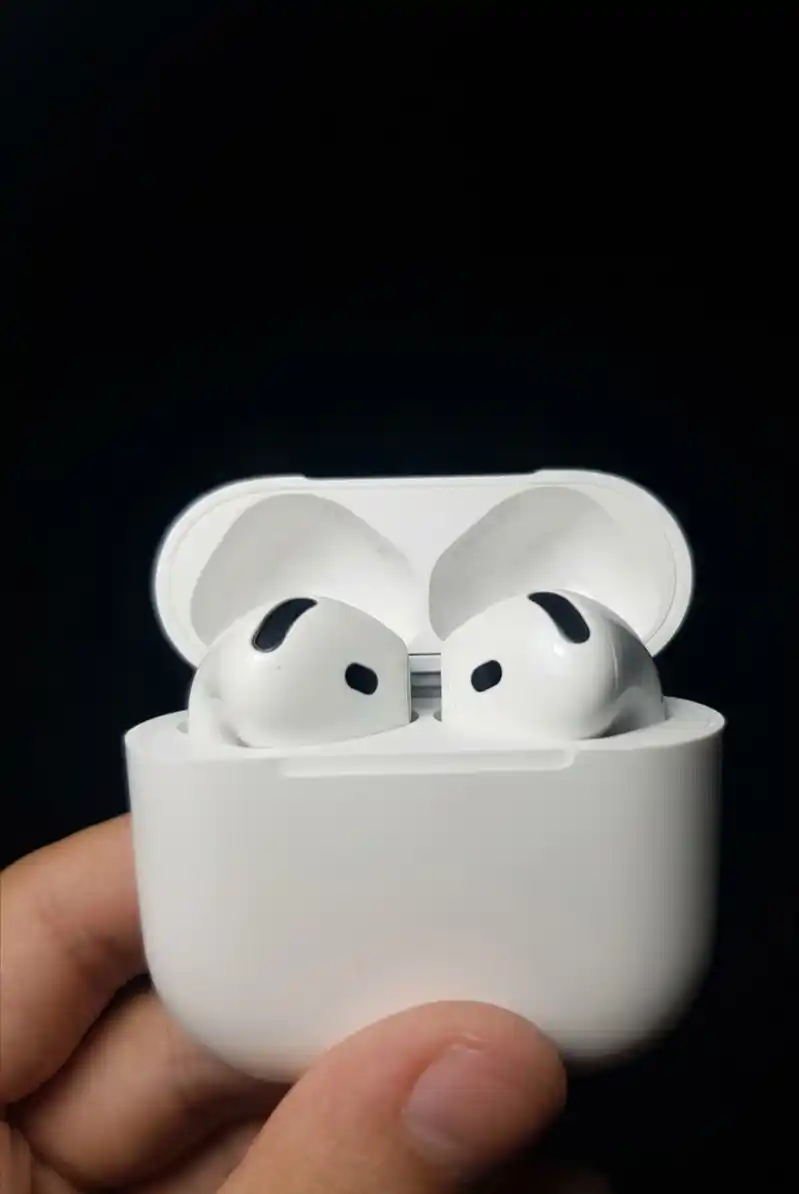 Simsiz quloqchinlar Pods 4, iPhone va Android uchun naushnik sensorli