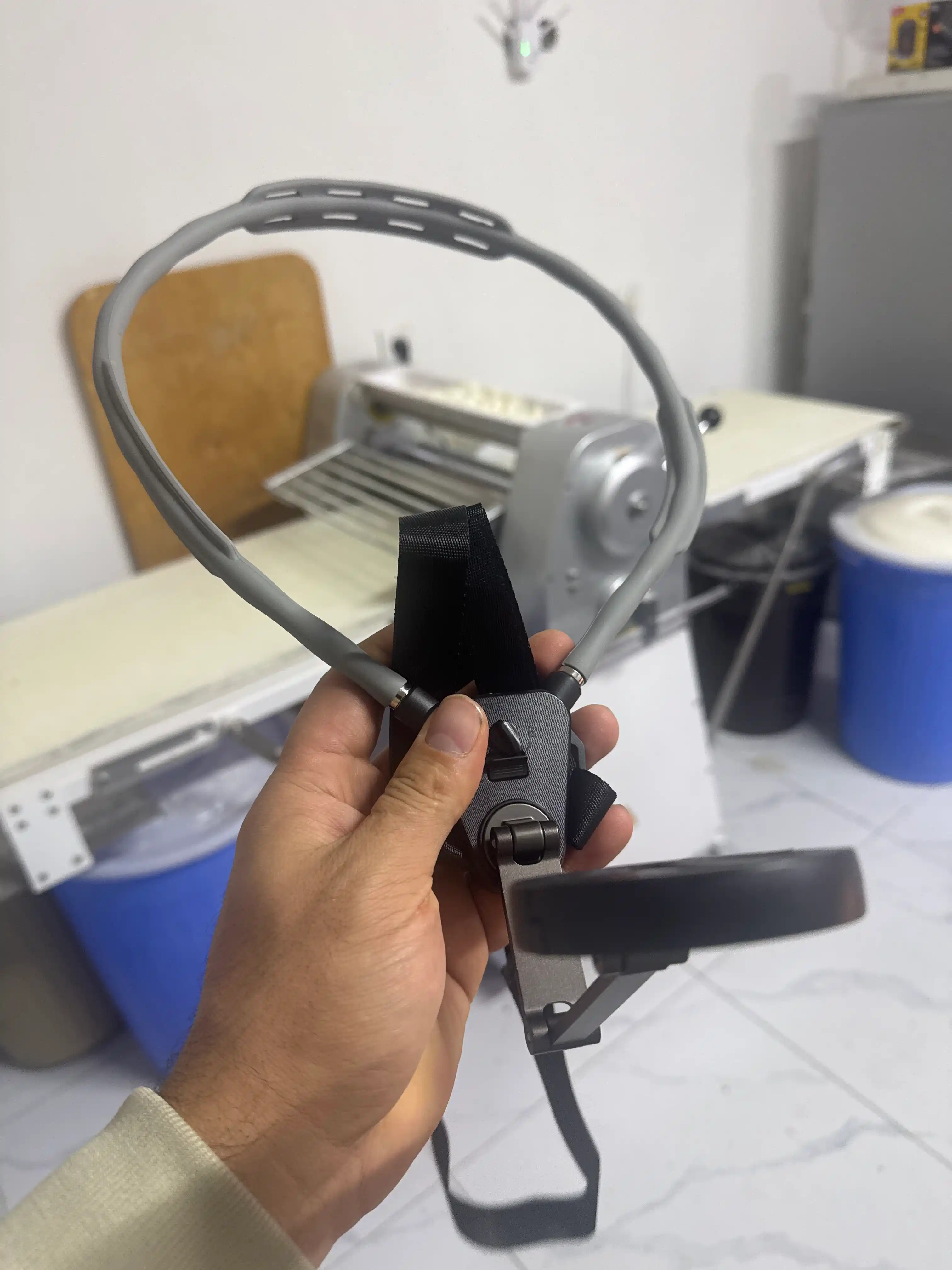 Bo‘yin uchun telefon ushlagich (Neck Holder Mount), egiluvchan, universal