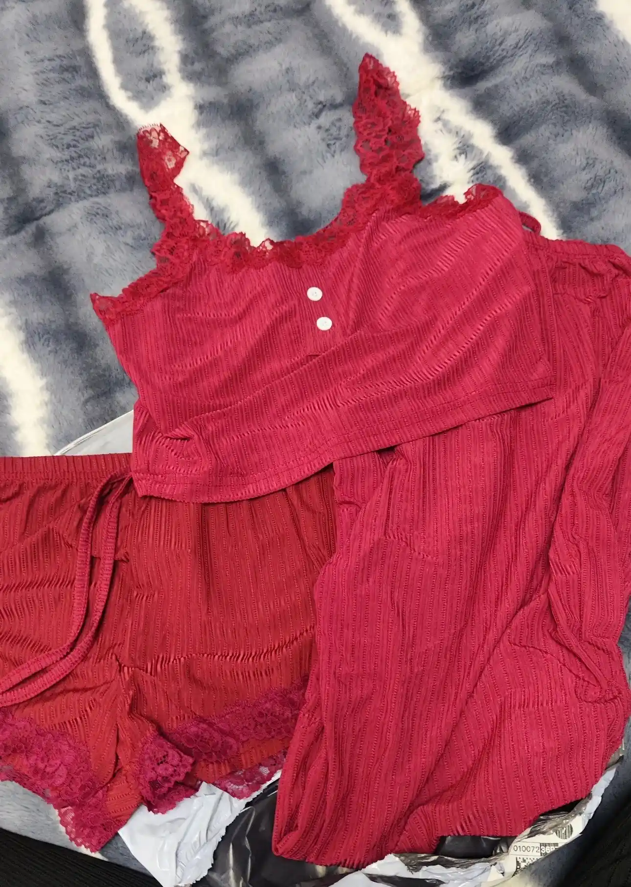 Ayollar pijamasi, 3 ta 1 da, tungi pijama