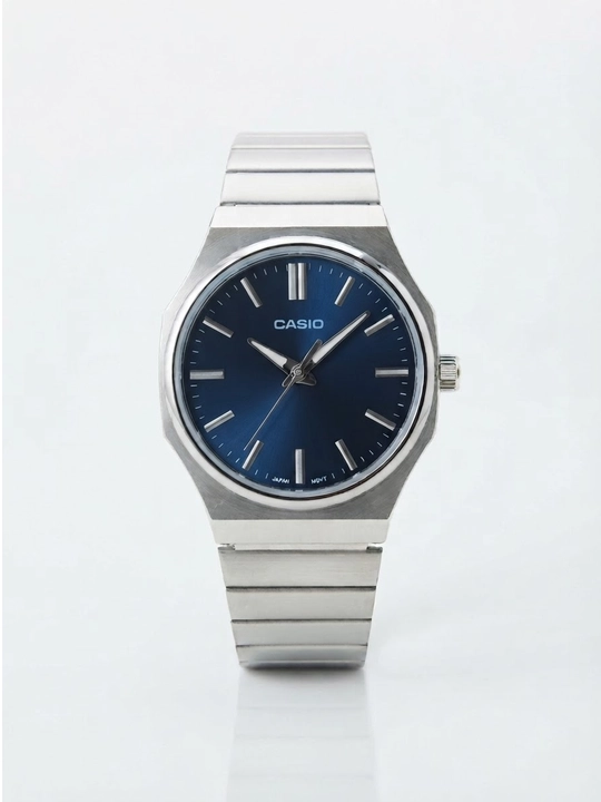 Стильные наручные часы Casio - 