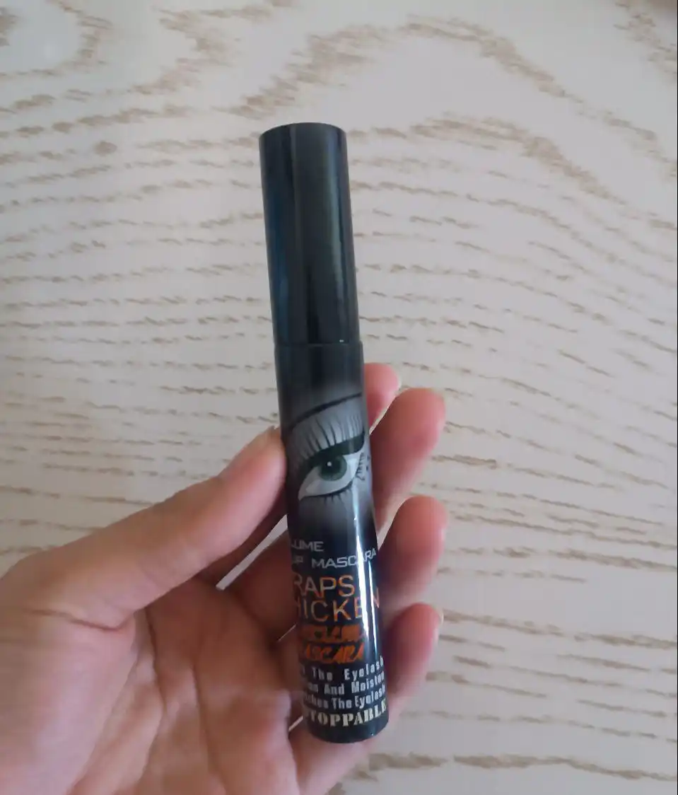 Volume Up Mascara Unstoppable — тушь для ресниц, удлиняющая, чёрная