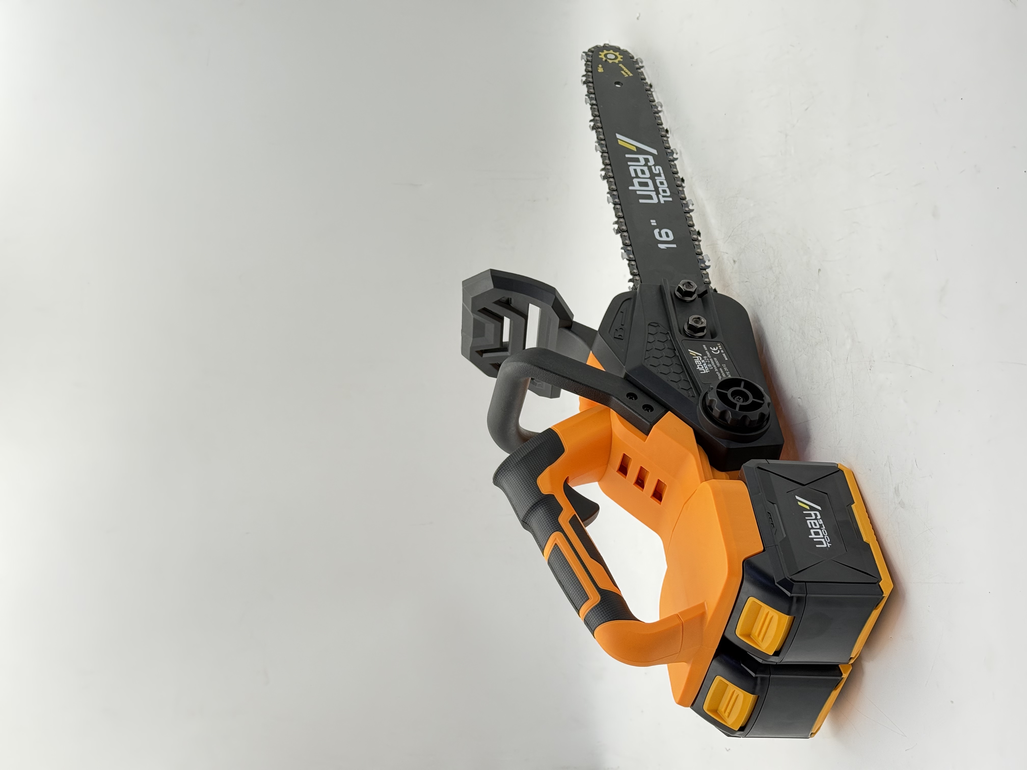 Аккумуляторная цепная пила UBAY UB-229, 1600 Вт, шина 40 см, бесщеточный двигатель
