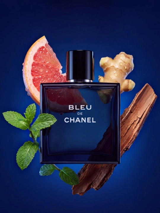 Bleu de Chanel Eau de Toilette  nafis tetiklik va yog'ochsimon erkaklar xushbo'y hidi, 5 ml - 