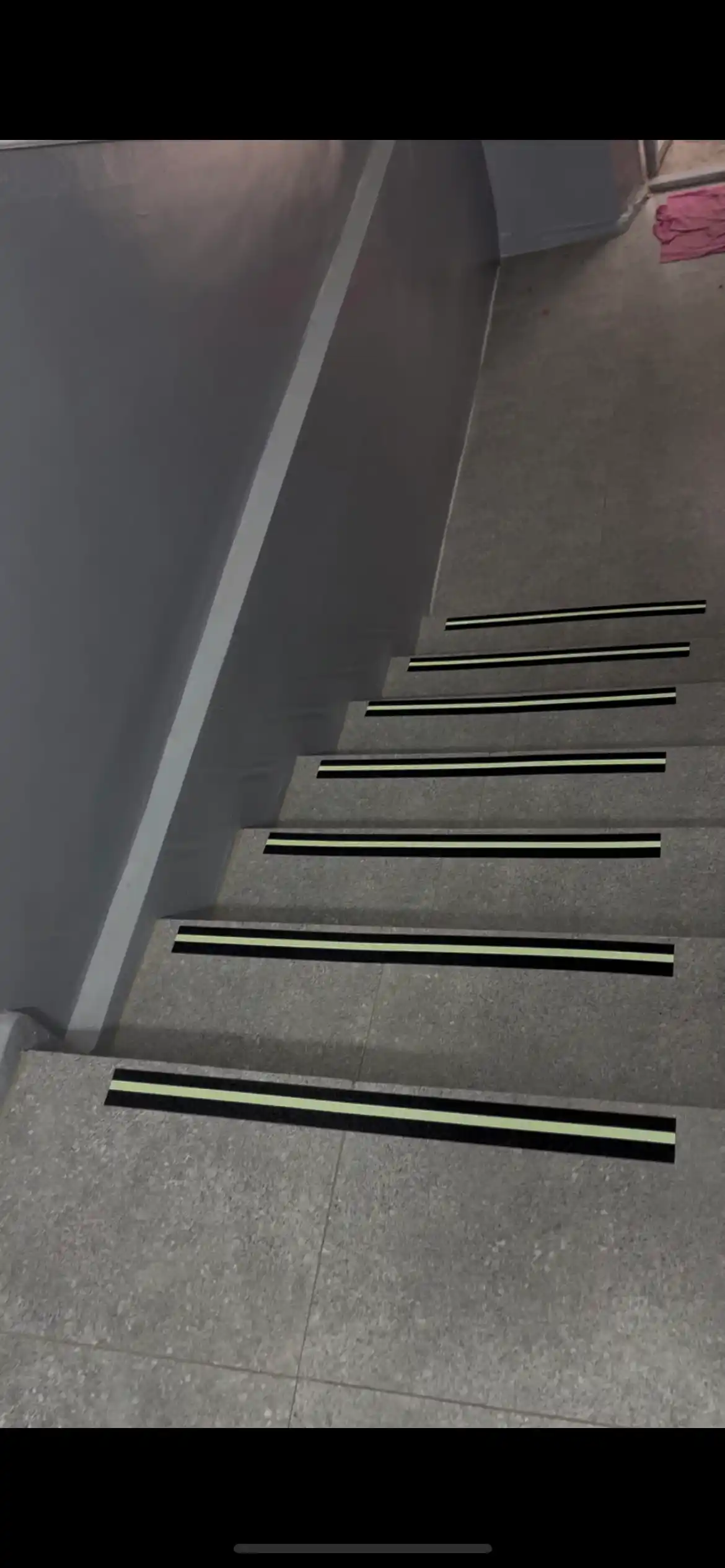 Zinapoyalar va pol uchun 50 mm×5 m o‘lchamli Anti Slip yorug‘lik beruvchi sirpanishga qarshi tasma