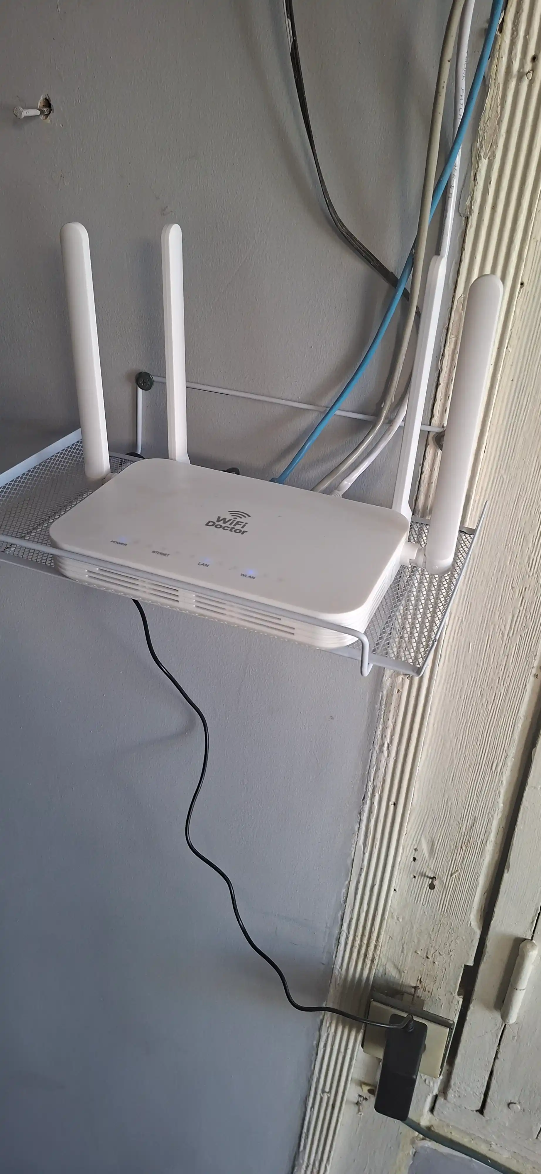 WiFi Doctor GPON AX3000 Wi-Fi 6 роутер