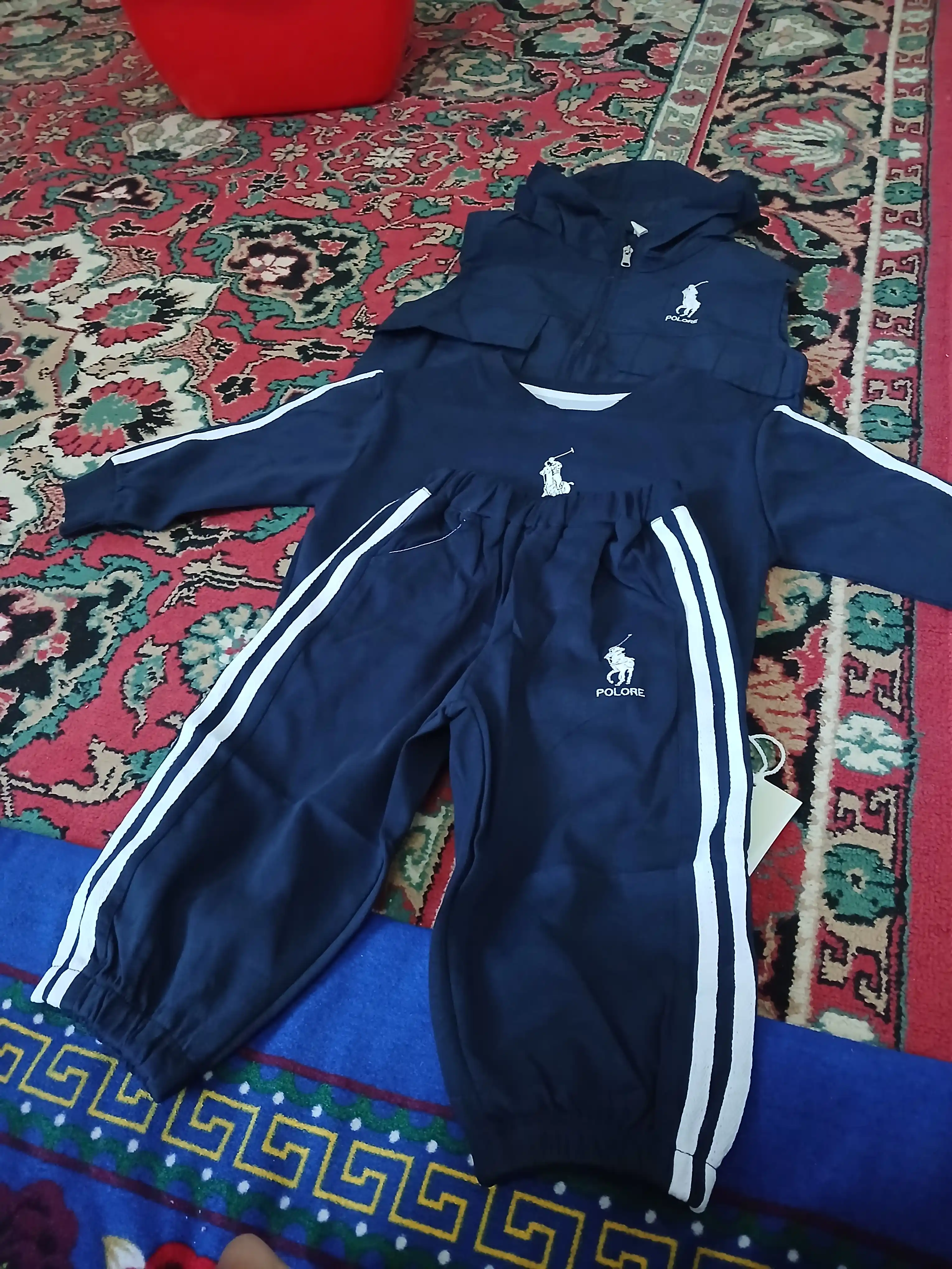 O‘g‘il bolalar kiyimi, bolalar sport kostyumi