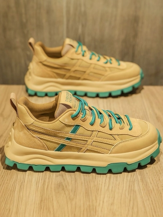 Мужские кроссовки, обувь 39-44, возьмите на размер больше