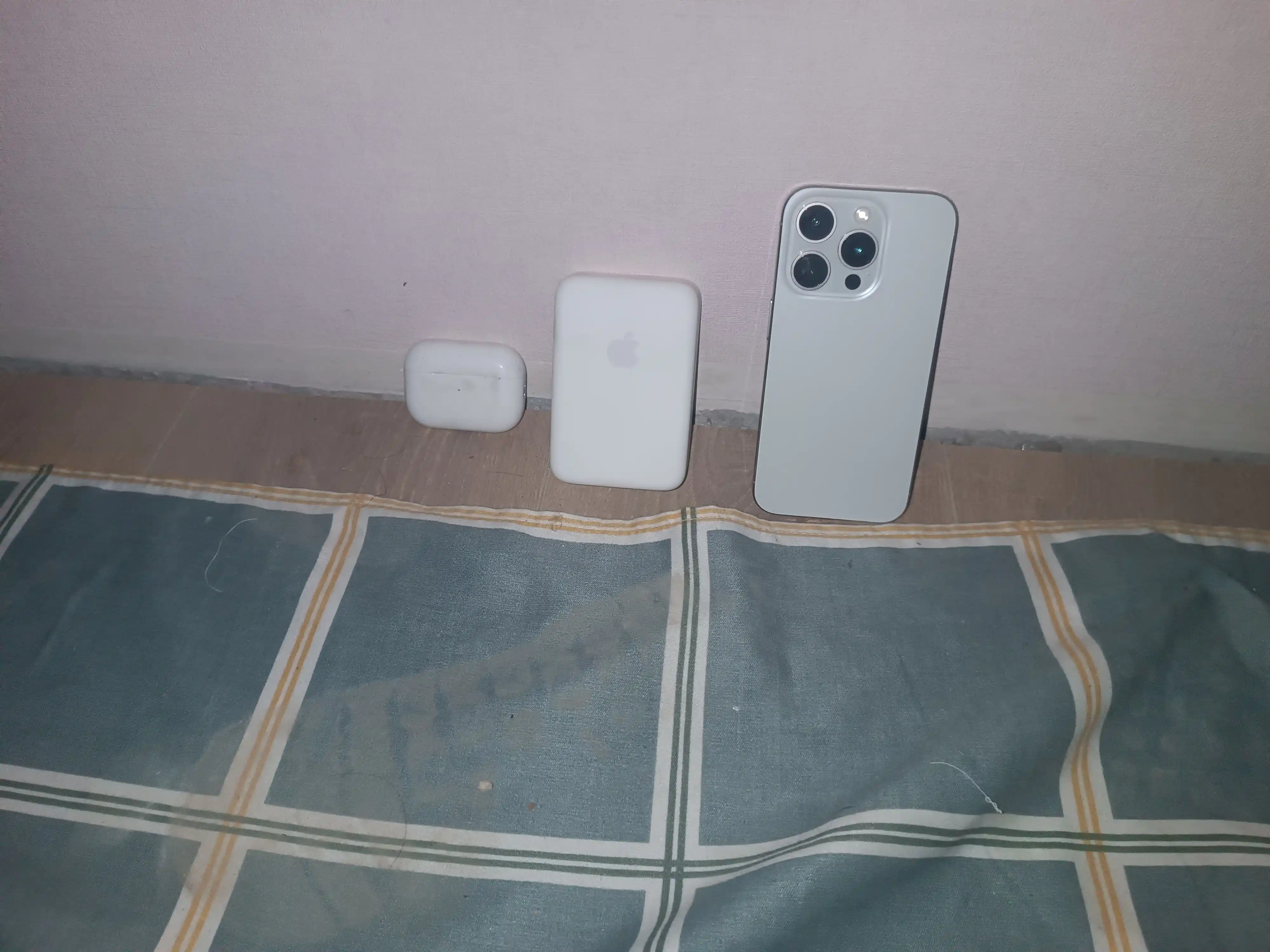 MagSafe power bank, iPhone uchun, 10.000 va 5.000 mA/h, Power bank
