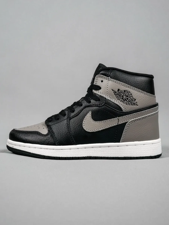 Erkaklar, ayollar va o‘smirlar uchun sport krossovkalari Nike Air Force, o'lchami 40-44