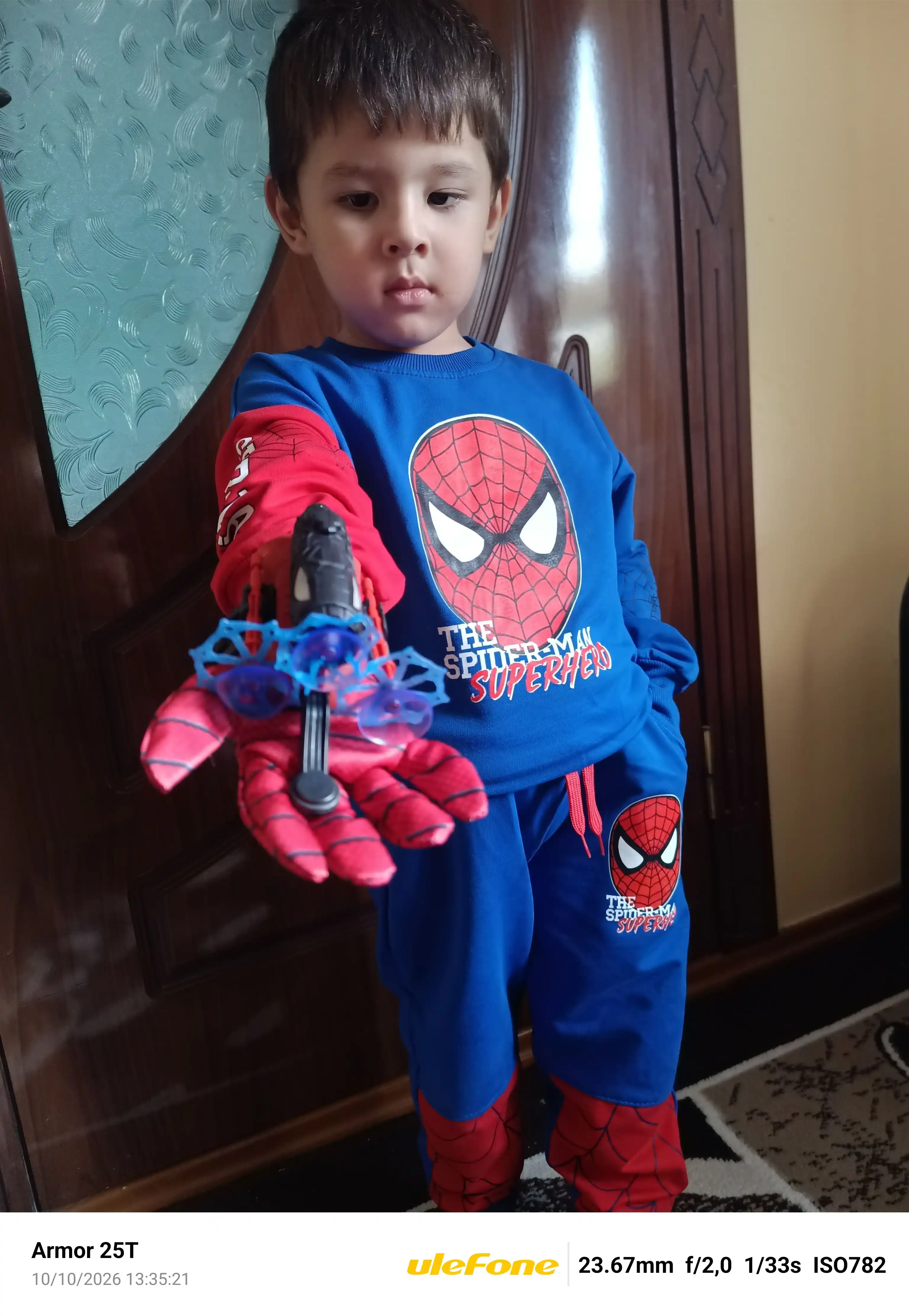 Бластер Человека-Паука: стреляющая перчатка, 3 стрелы, Spider Man игрушка для детей