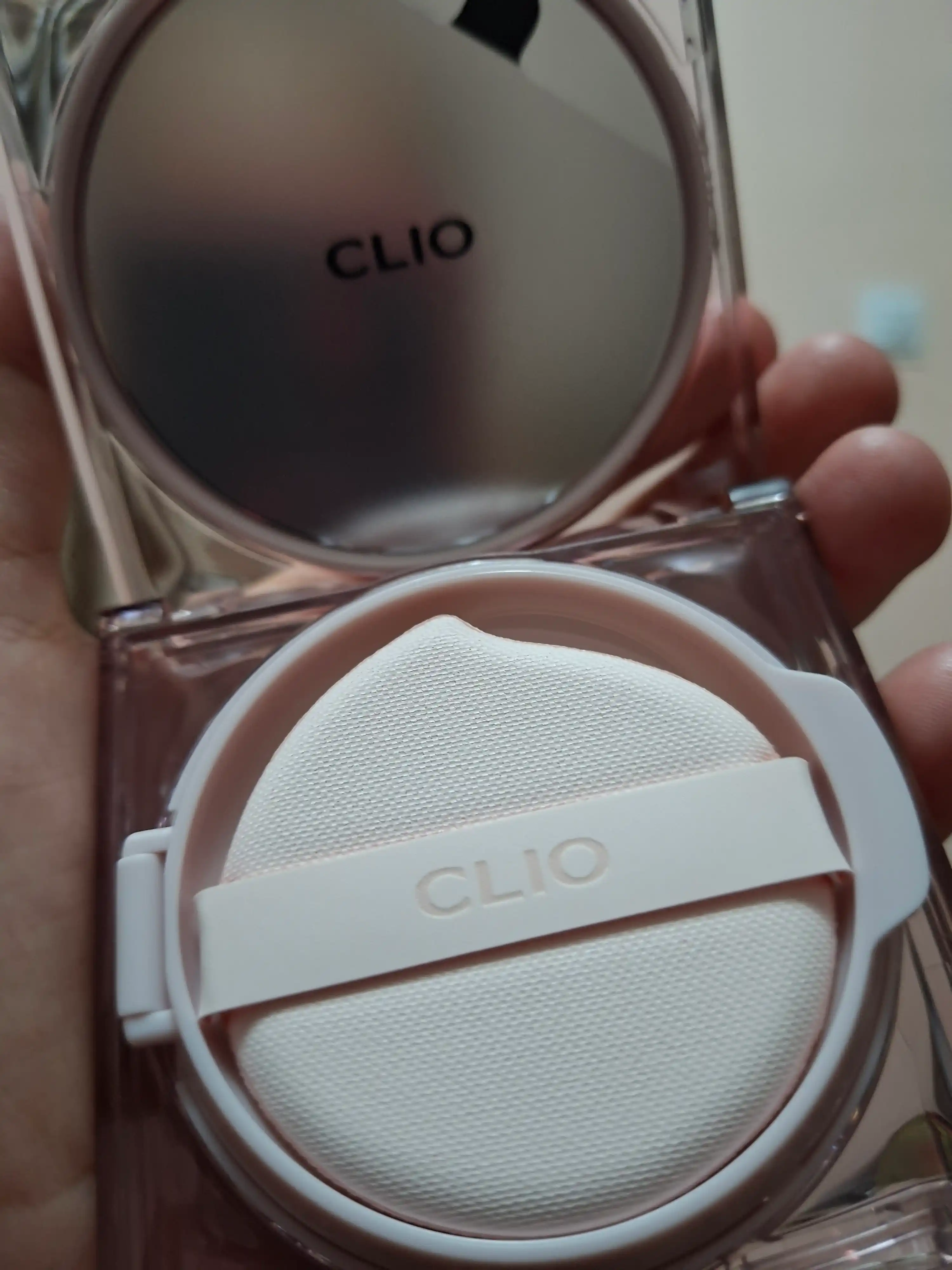 Увлажняющий и стойкий кушон с запаской Clio Kill Cover Mesh Glow Cushion Set spf 50+++
