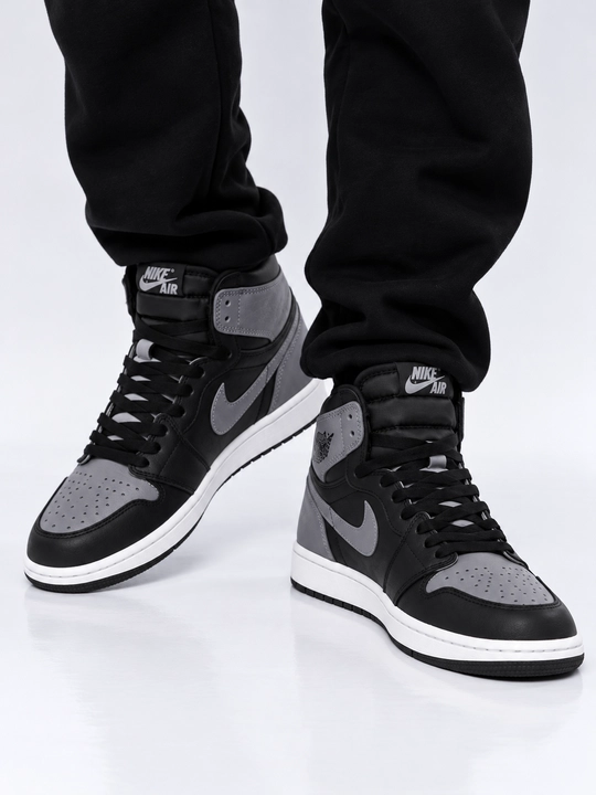 Erkaklar, ayollar va o‘smirlar uchun sport krossovkalari Nike Air Force, o'lchami 40-44