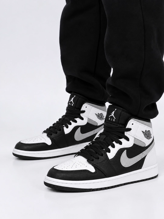 Erkaklar, ayollar va o‘smirlar uchun sport krossovkalari Nike Air Force, o'lchami 40-44