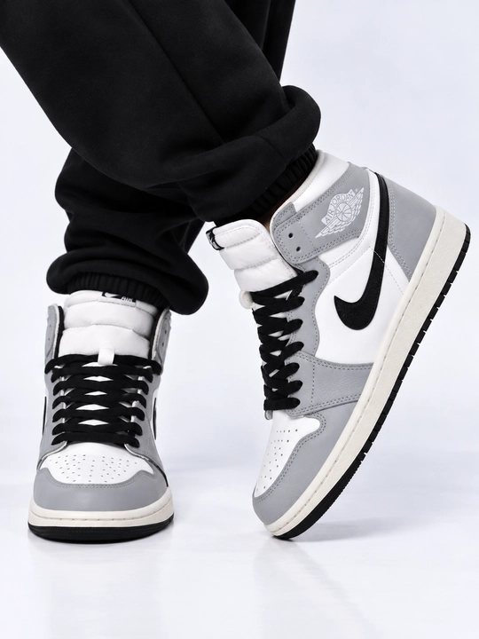 Erkaklar, ayollar va o‘smirlar uchun sport krossovkalari Nike Air Force, o'lchami 40-44