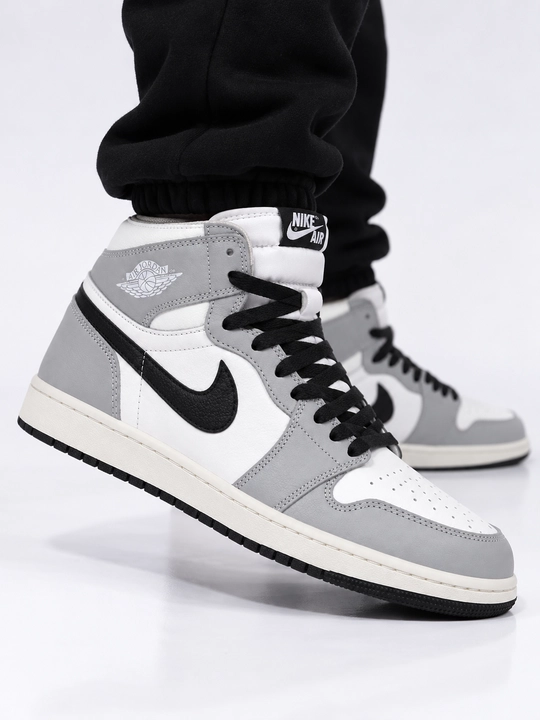 Erkaklar, ayollar va o‘smirlar uchun sport krossovkalari Nike Air Force, o'lchami 40-44