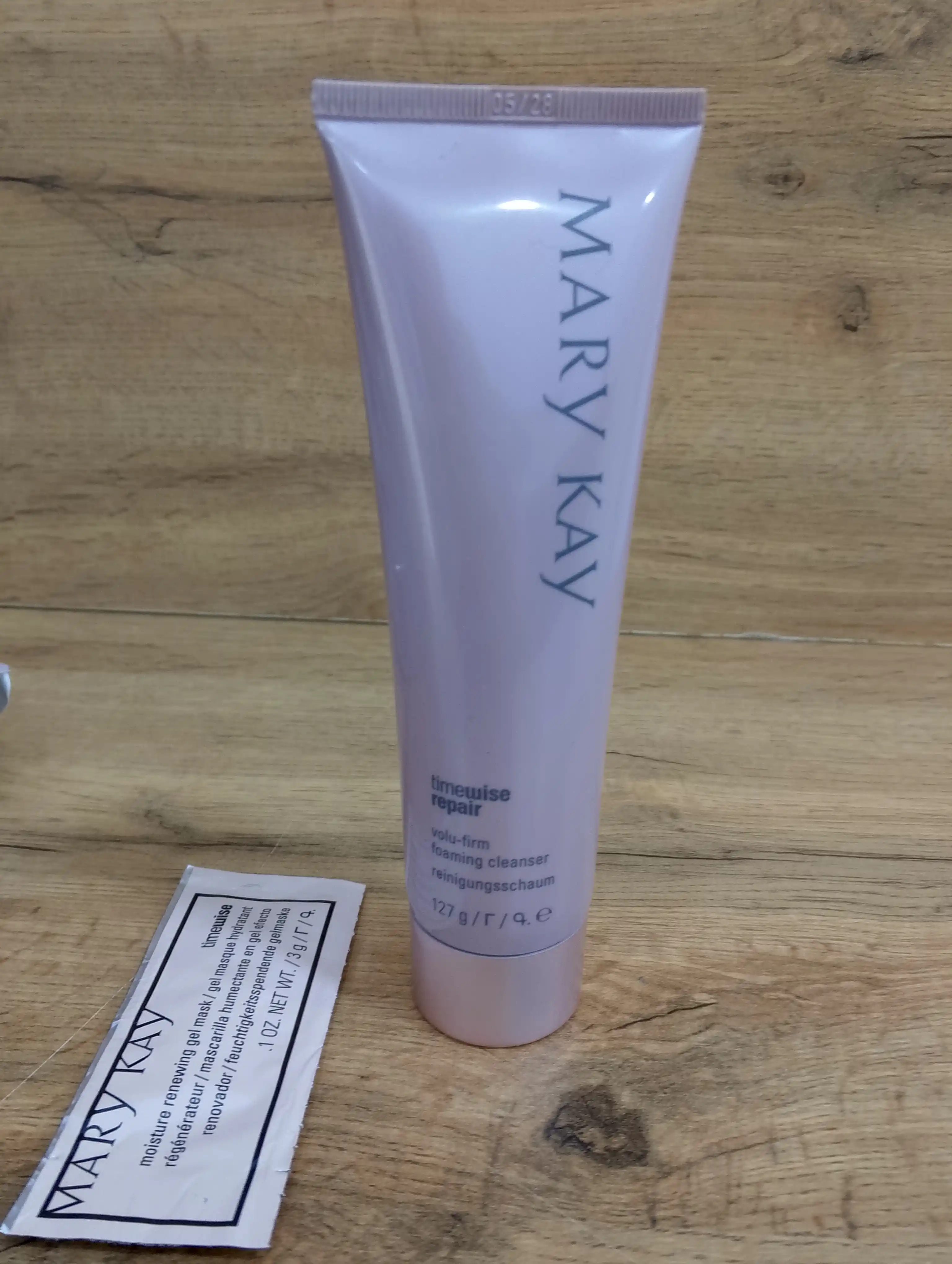 Mary Kay TimeWise Repair yuz yuvish ko‘pigi