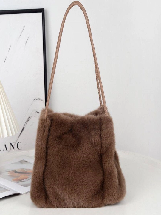 Mo‘ynali qalpoq va shopper sumkasi qishki to‘plam