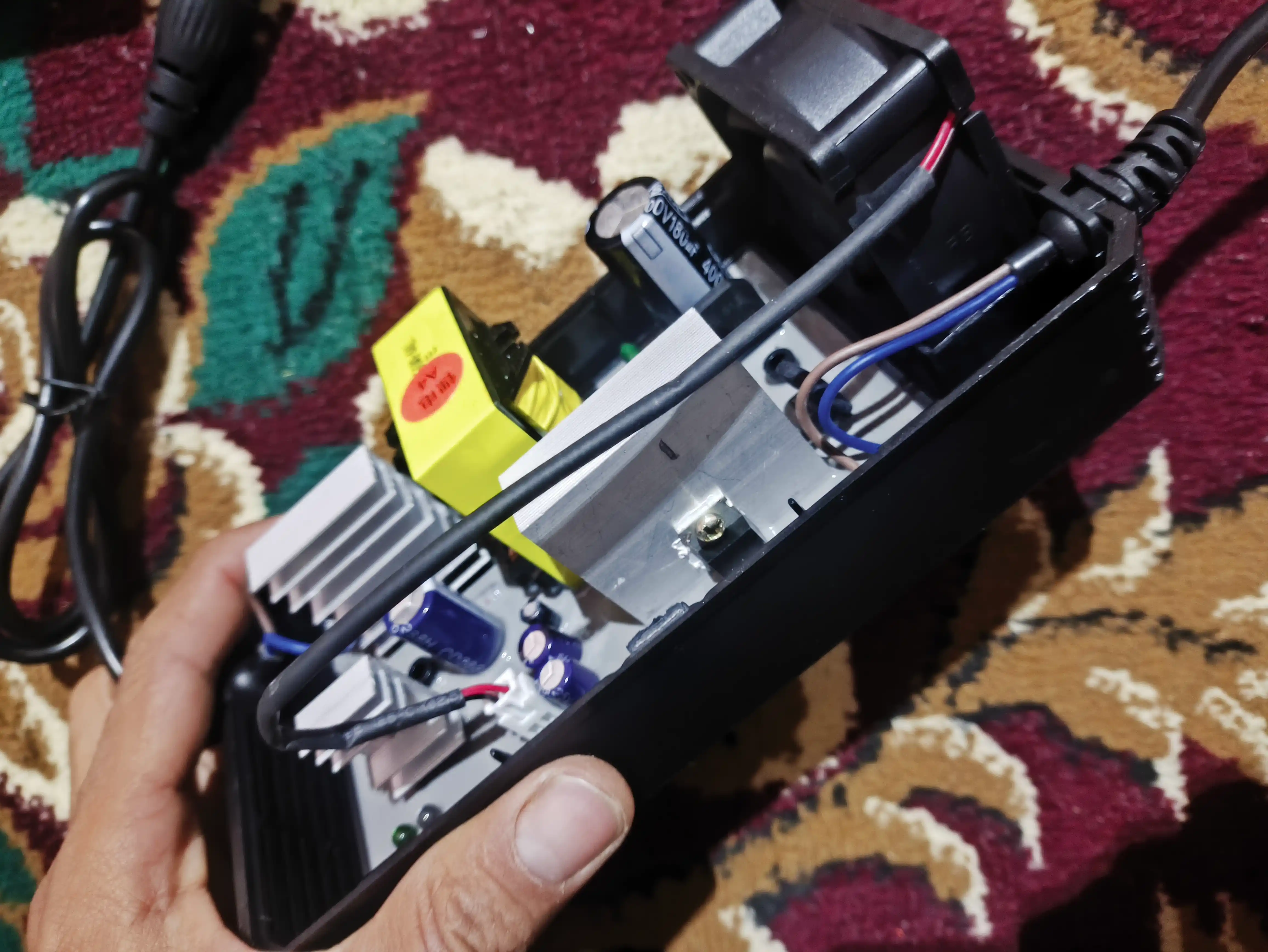 Зарядное устройство для скутера – 60V/5A