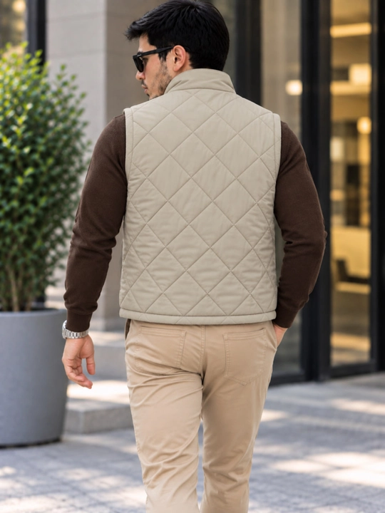 Erkaklar uchun nimchalar, mavsumiy kurtkalar, erkaklar uchun yengsiz jaket, jelet