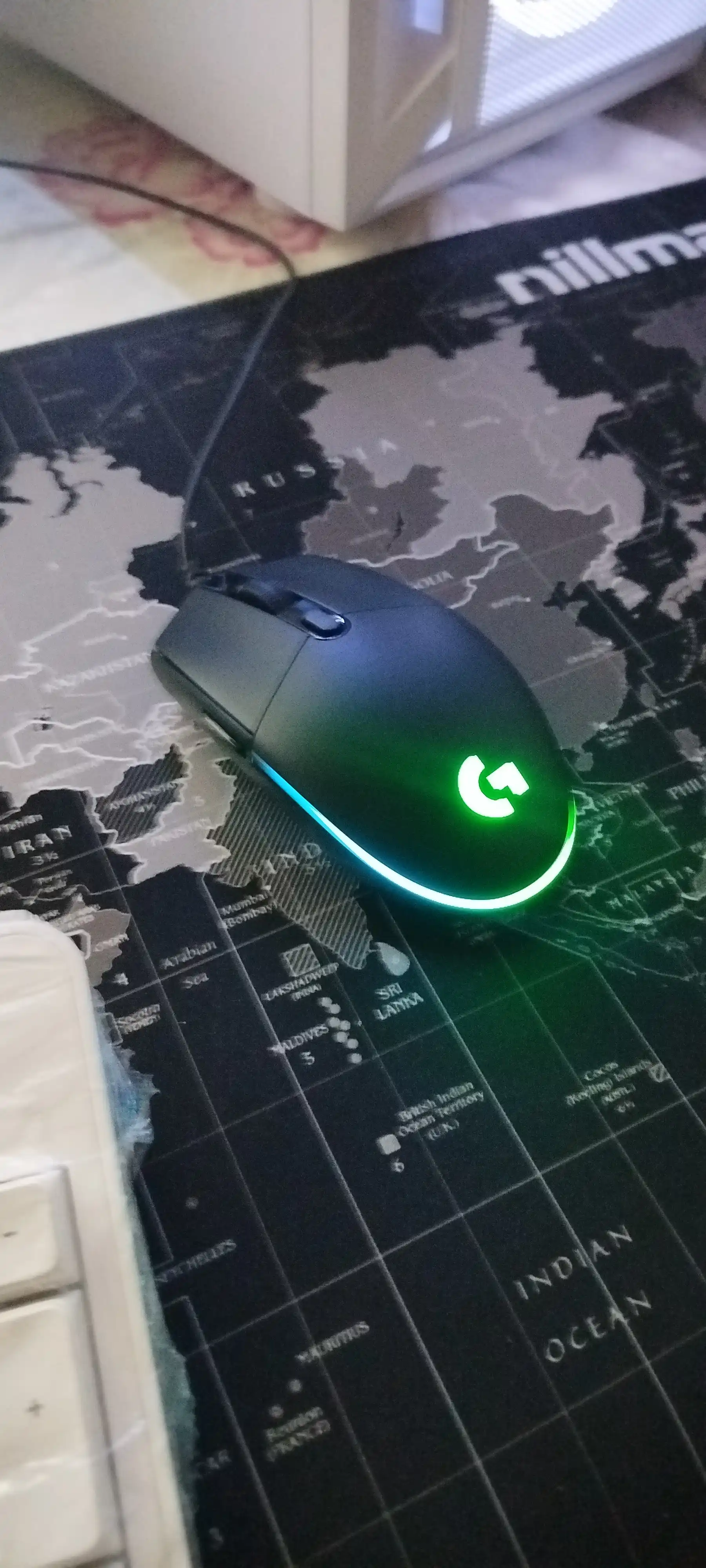 Игровая мышь Logitech G102 с RGB подсветкой