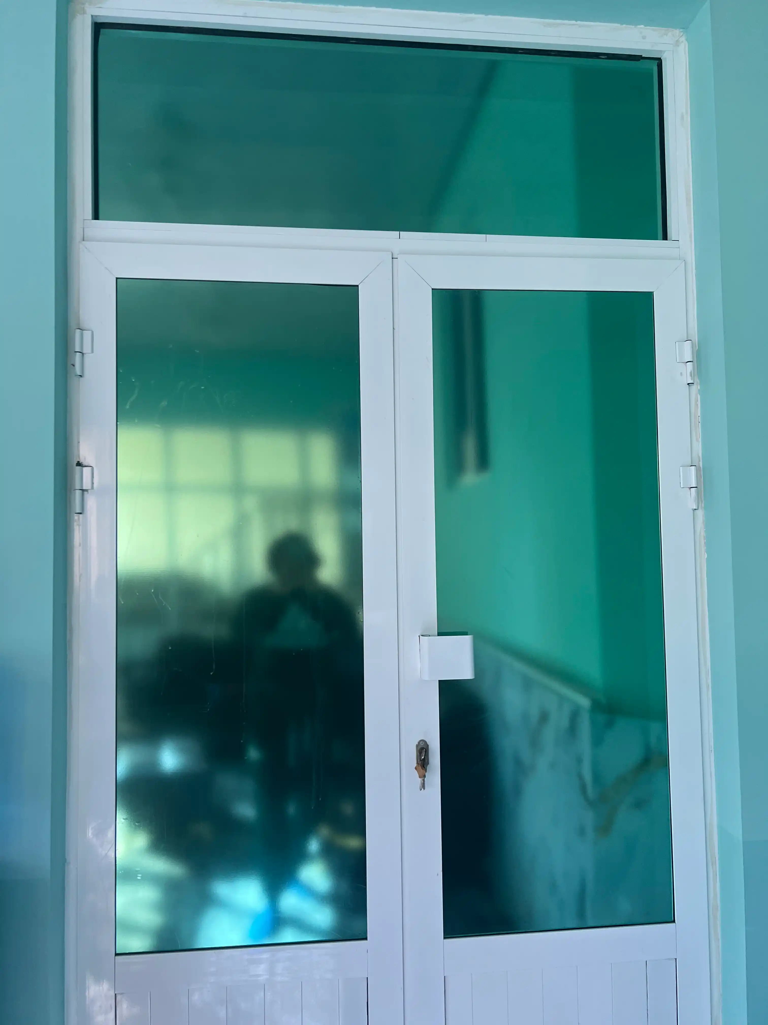 Oyna uchun reflektiv quyoshdan himoya plyonkasi, 60 sm × 3 m