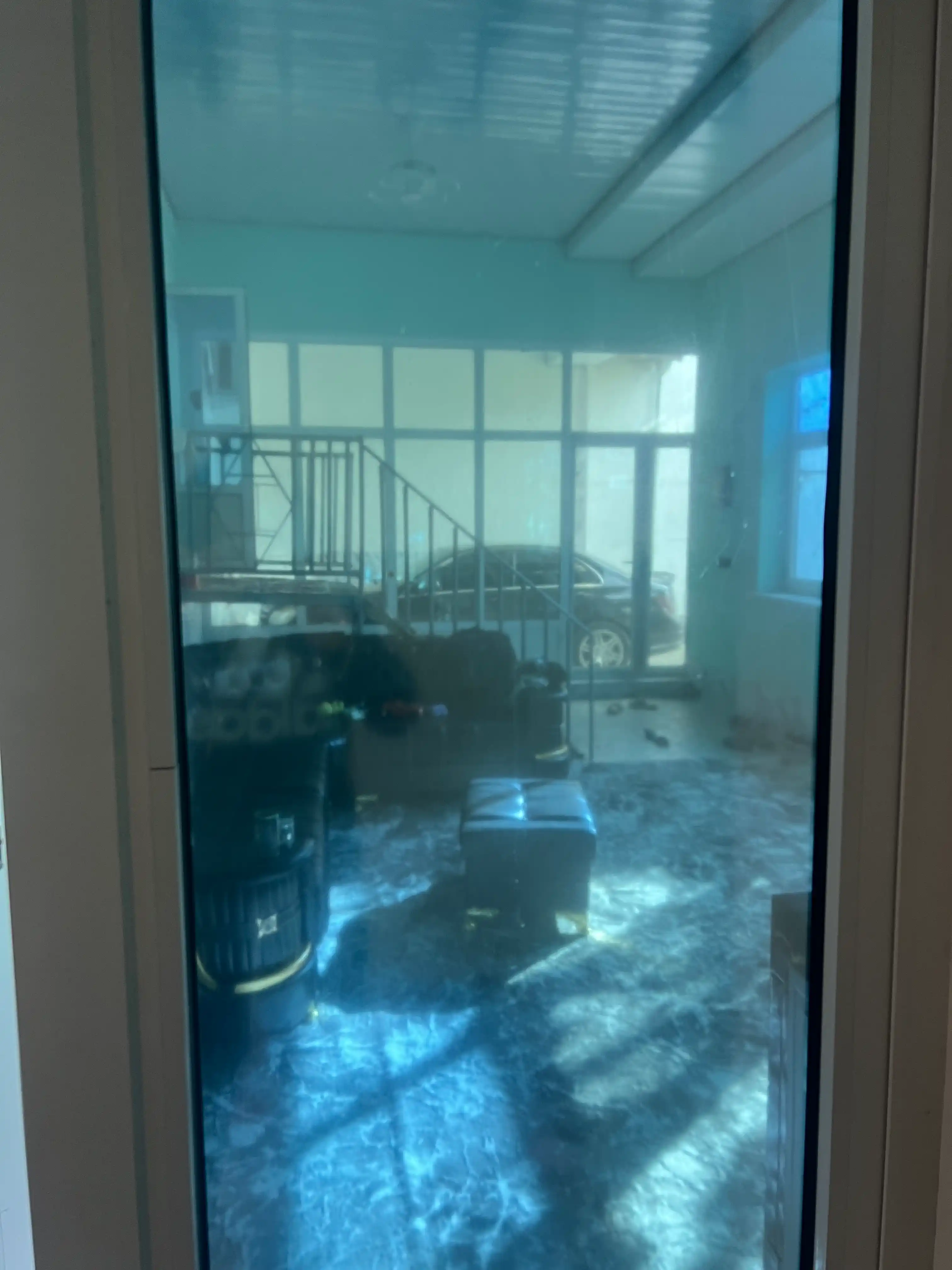 Oyna uchun reflektiv quyoshdan himoya plyonkasi, 60 sm × 3 m