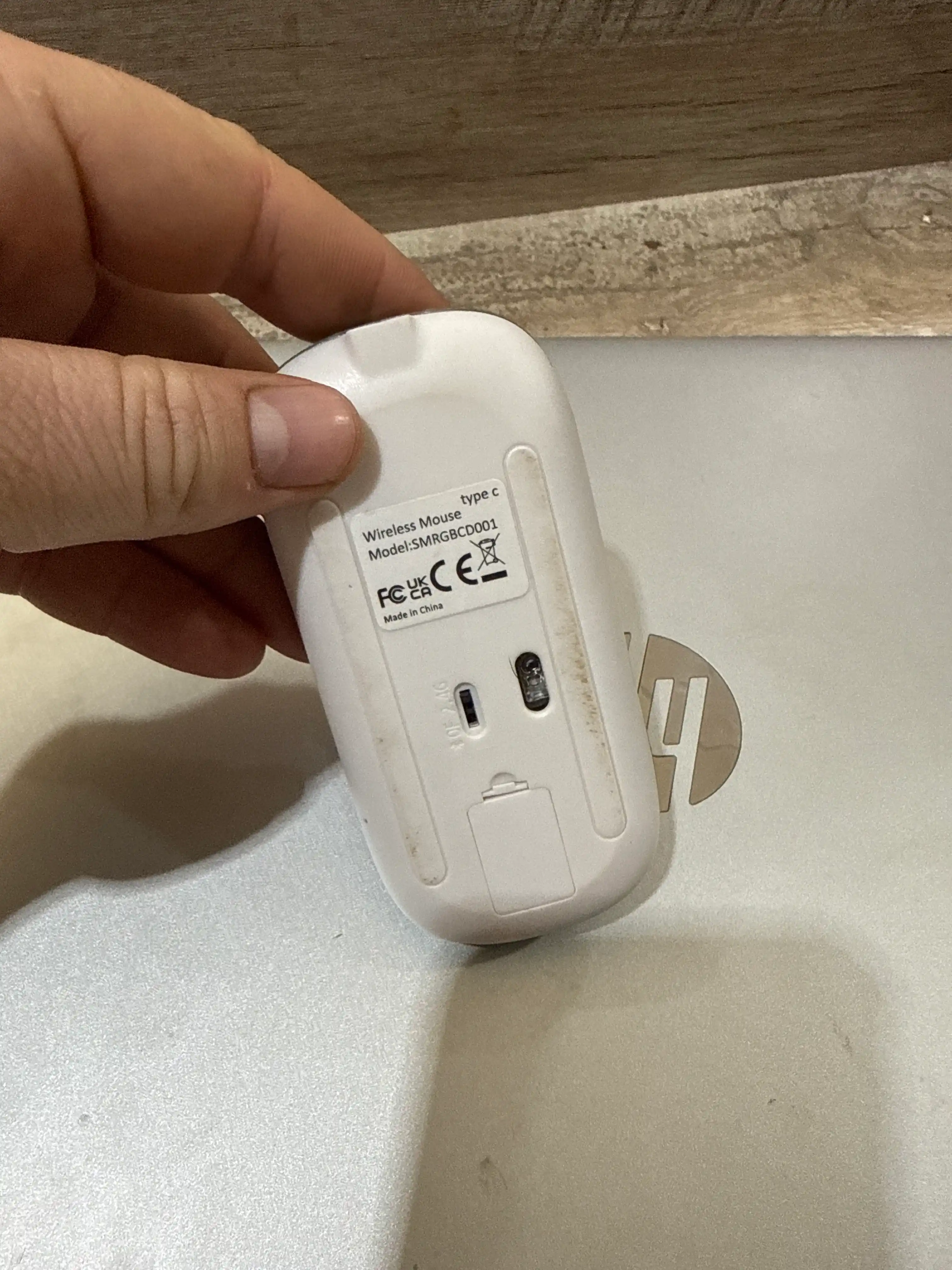 Imsiz sichqoncha Bluetooth +2.4G RGB jim ishlaydigan Type-C noutbuk kompyuter Mac uchun