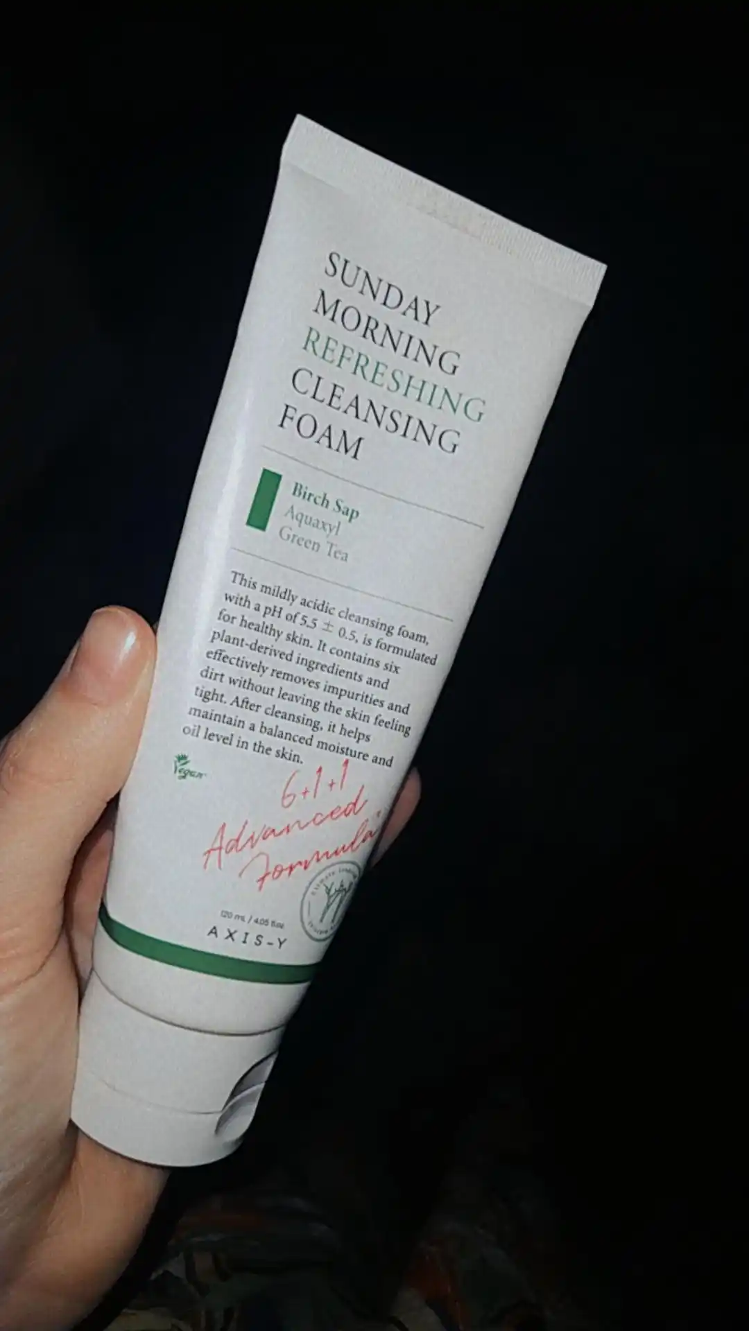 Namlovchi yuz yuvish ko‘pigi AXIS-Y Sunday Morning Refreshing Cleansing Foam, 120 ml