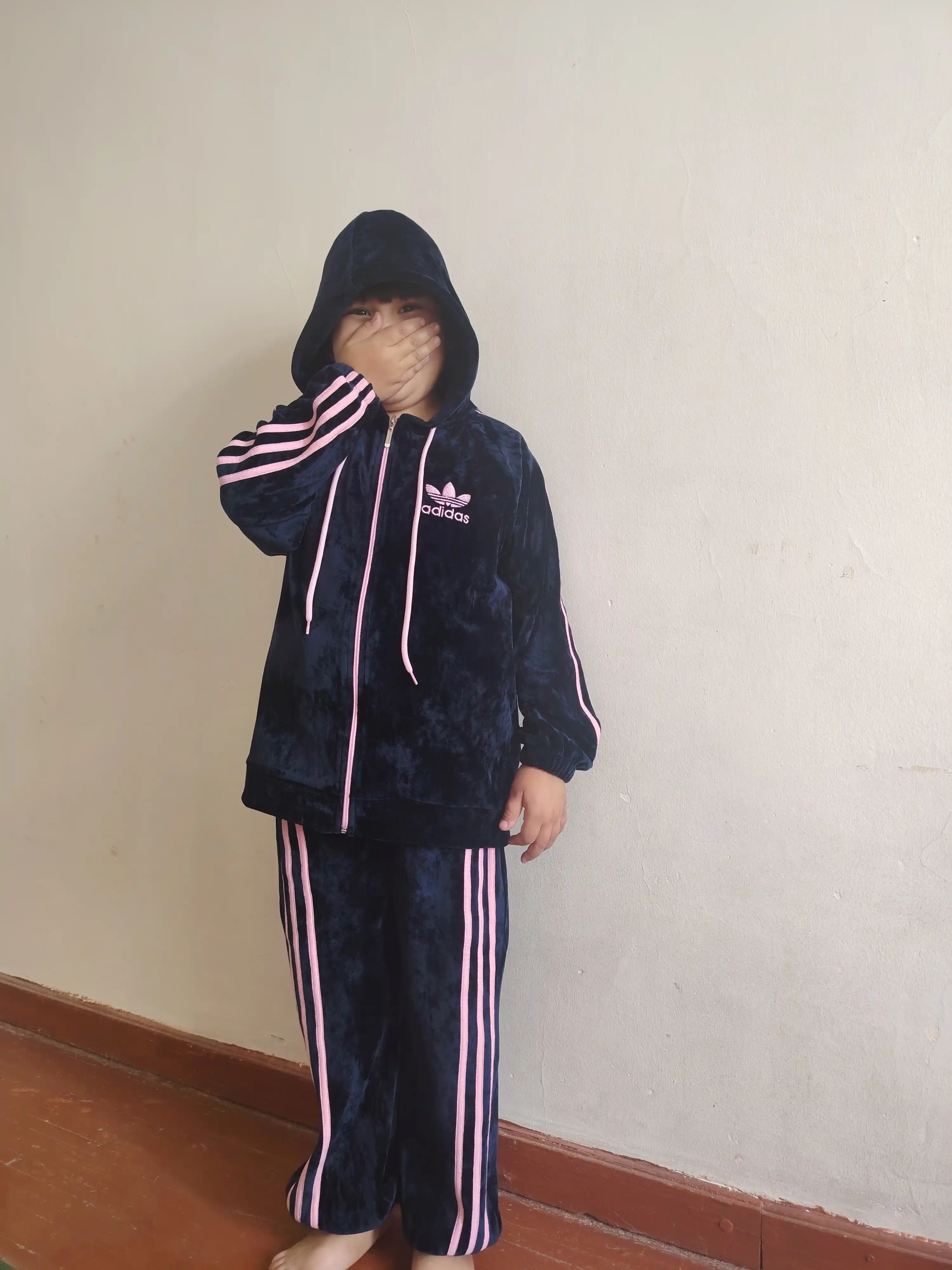 Qizlar uchun velur sport kostyumi, zamokli kapyushonli to‘plam, 7-12 yosh