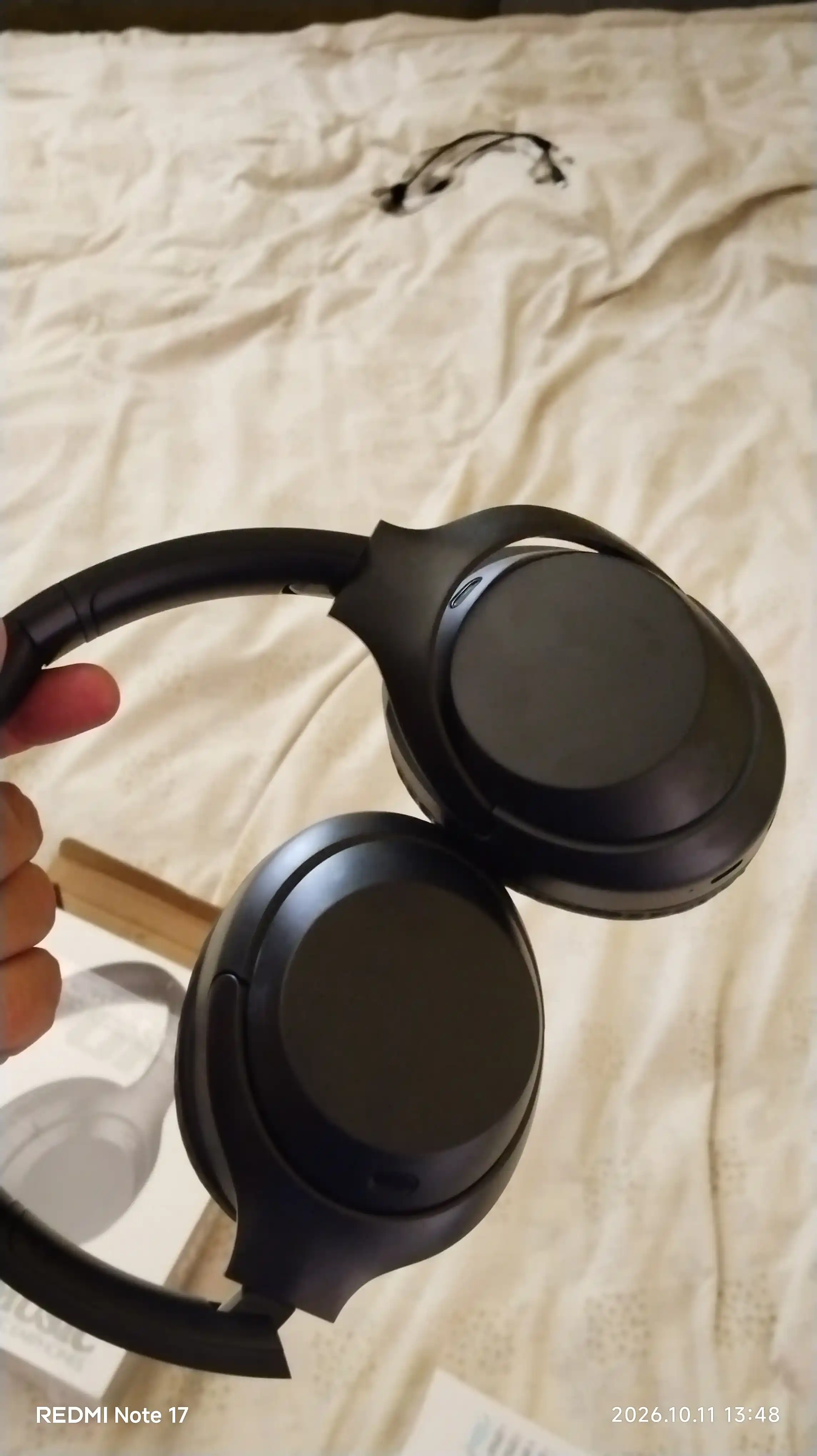 Simsiz quloqchin Bluetooth – to‘liq o‘lcham, mikrofonli, SD karta va radio C2235