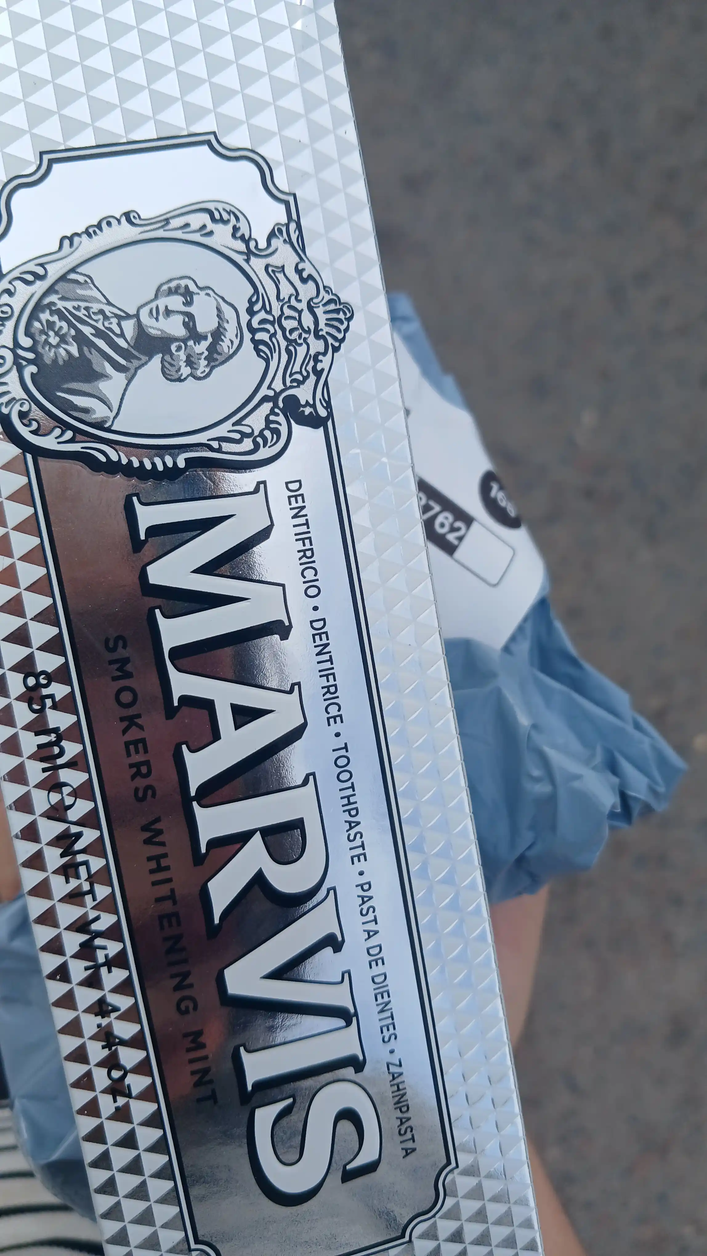 Зубная паста с отбеливающим эффектом, MARVIS Amarelli Licorice Mint, 85 мл